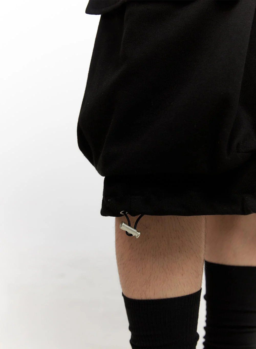 Men's Cargo Sweatshorts (Black) IG409 - Image 4