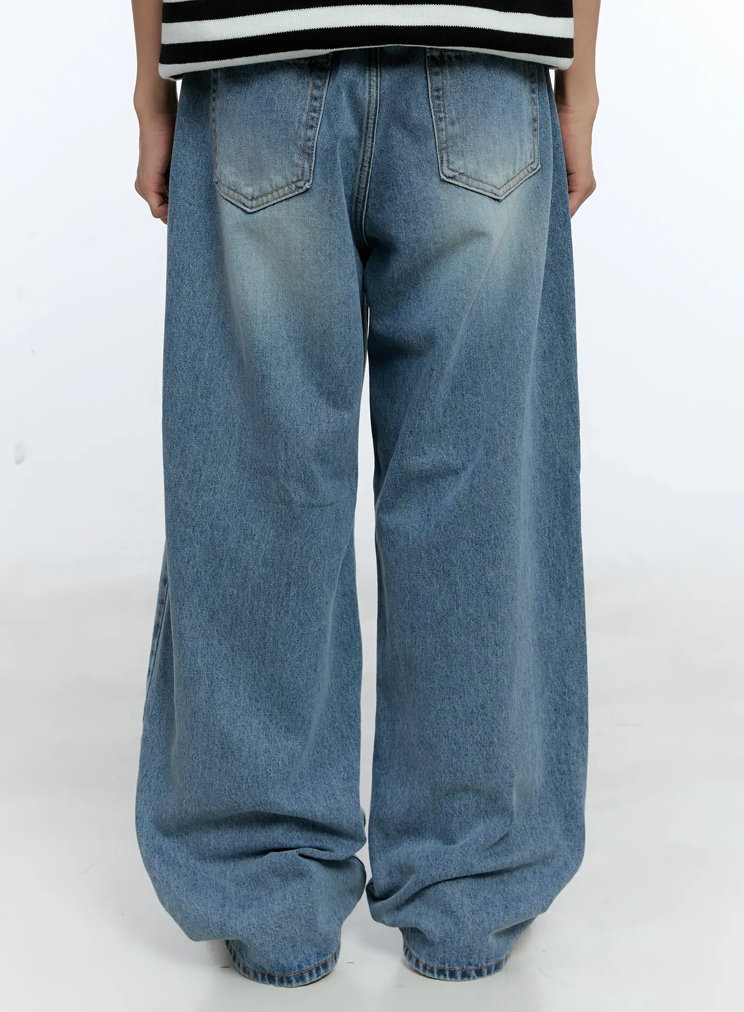 Men's Casual Wide Leg Washed Jeans IG519 - Image 8