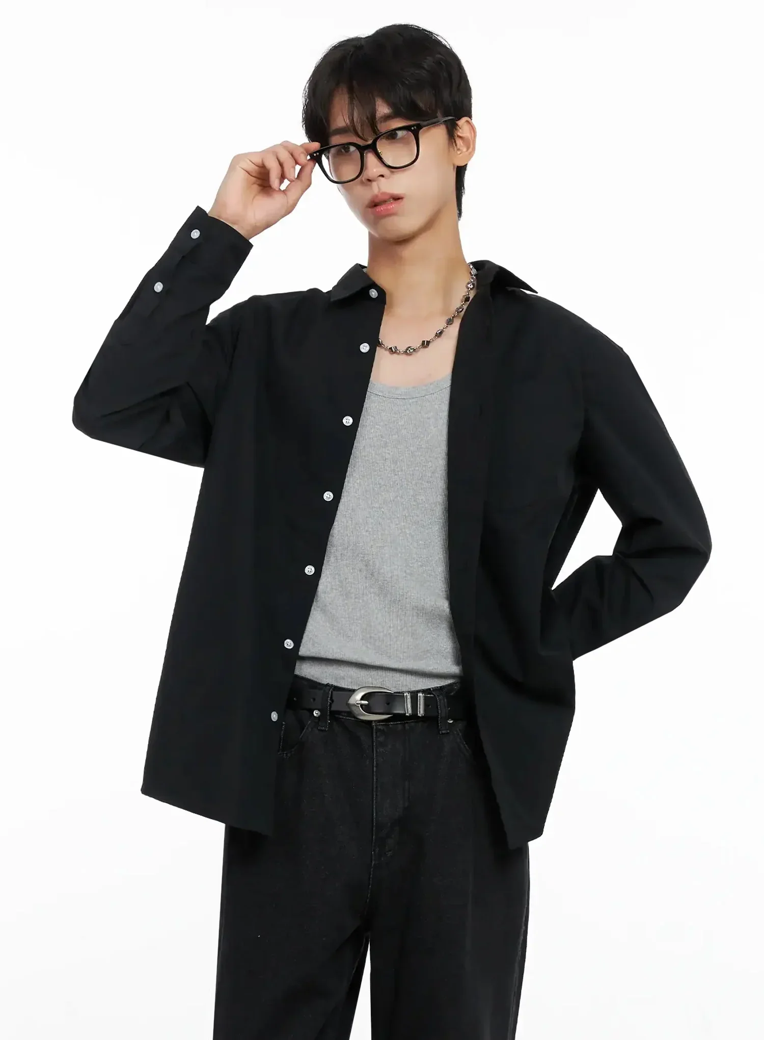 Men's Classic Button-Up Shirt IO517