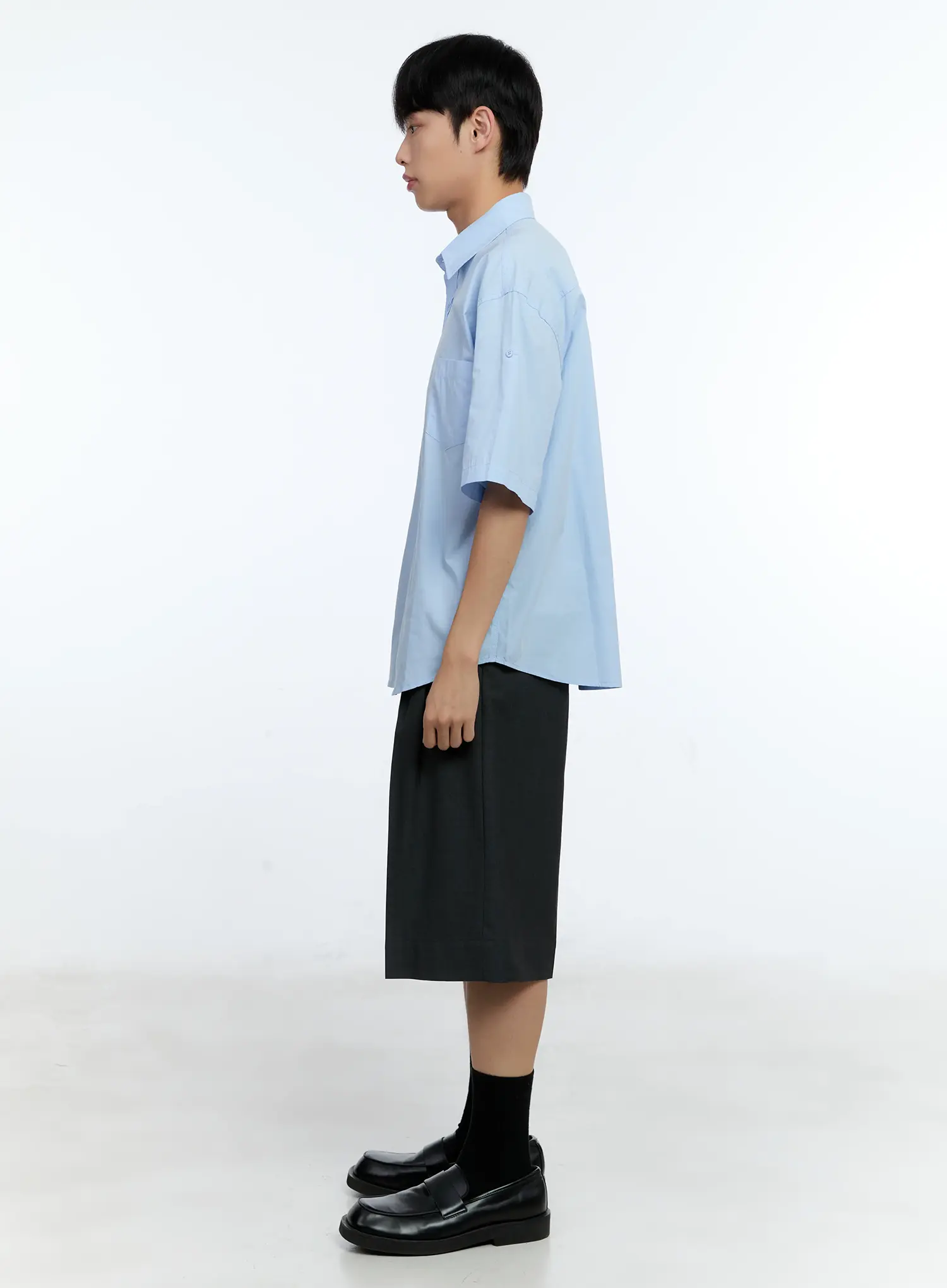 Men's Classic Pleated Bermuda Shorts IG519 - Image 9