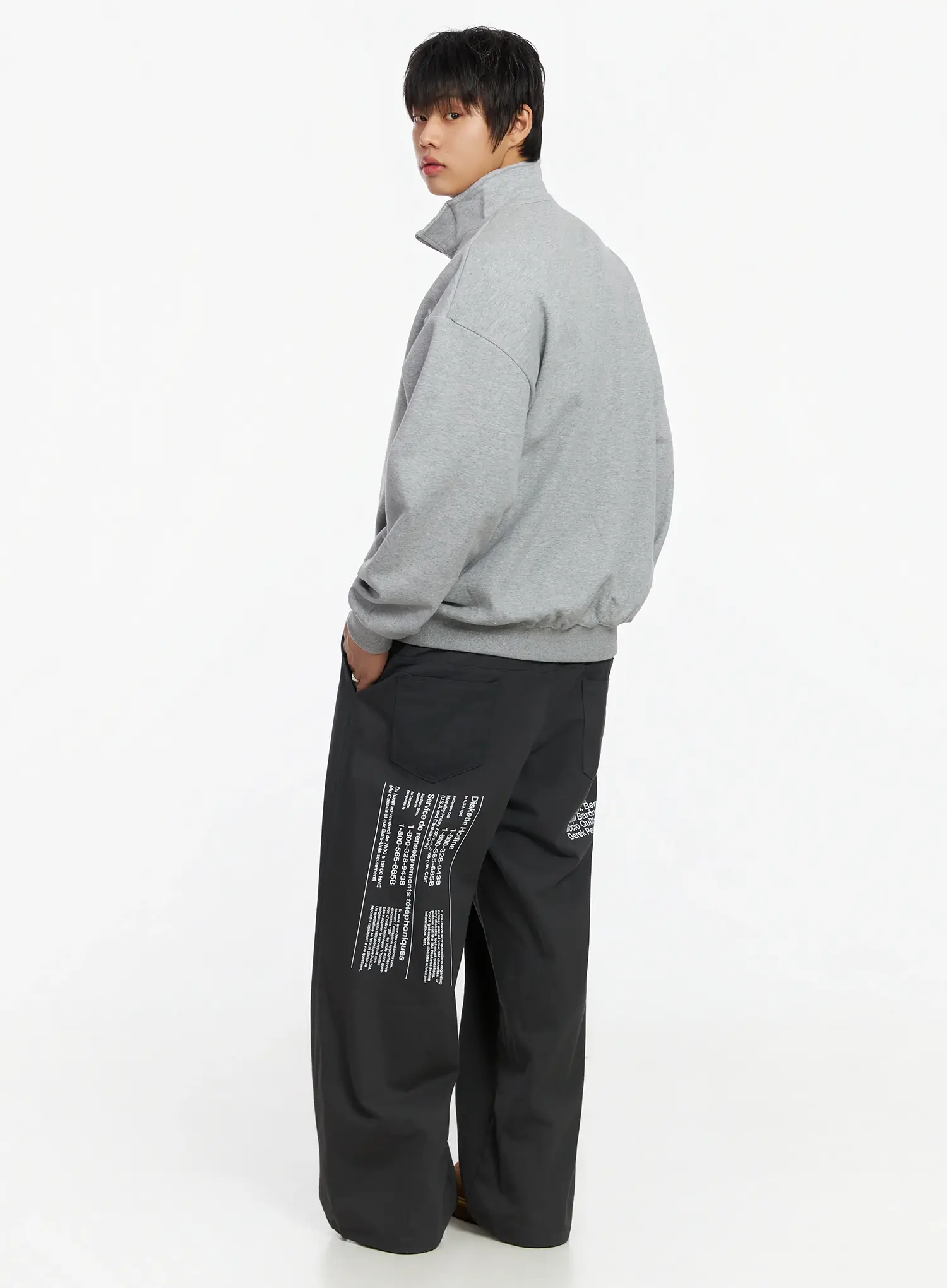 Men's Collegiate Graphic Quarter Zip Sweatshirt IJ527 - Image 7
