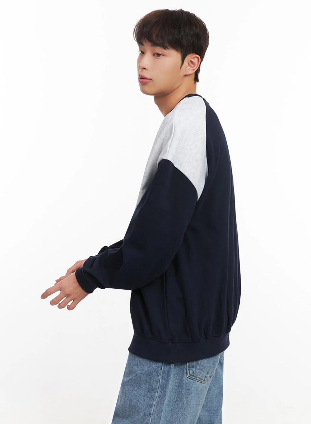 Men's Contrast Graphic Sweatshirt IF517 - Image 5