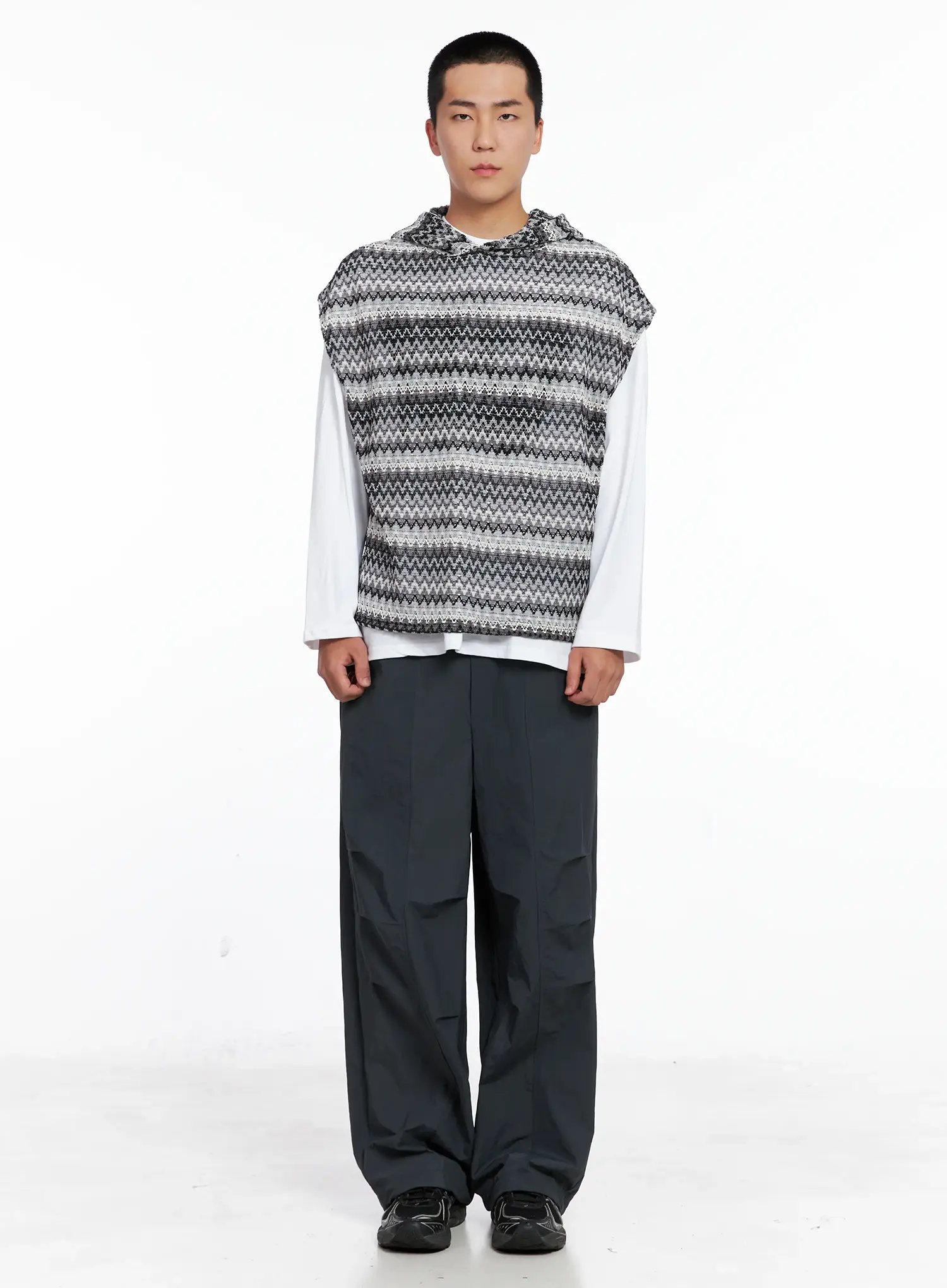 Men's Crochet Hoodie Vest IG529 - Image 3