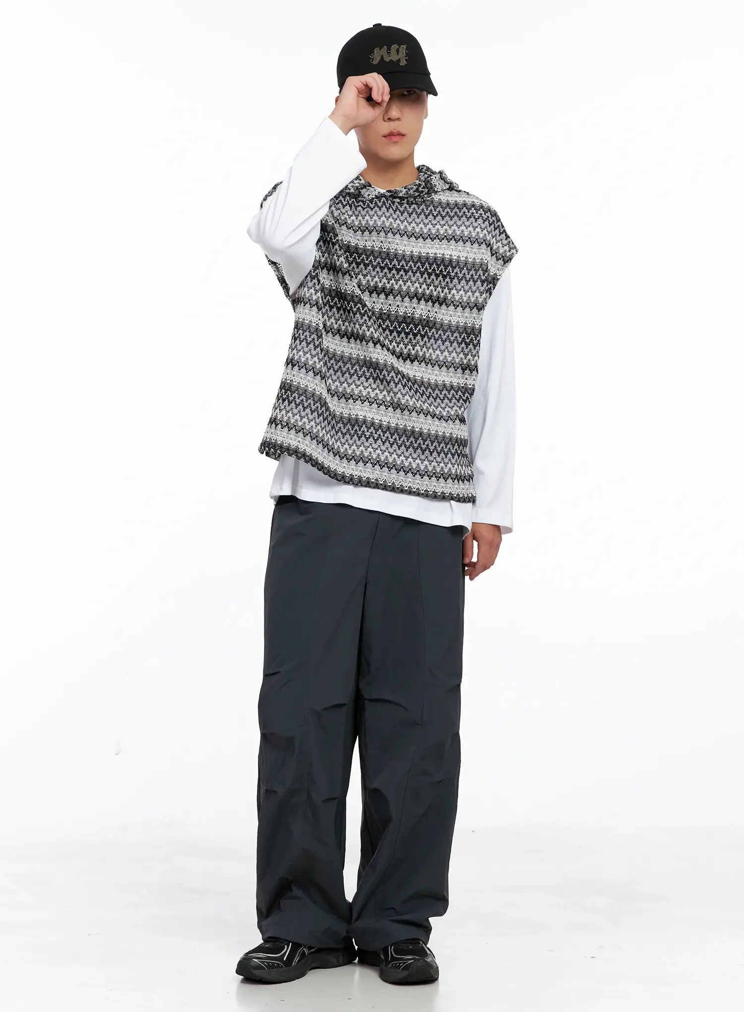 Men's Crochet Hoodie Vest IG529 - Image 8