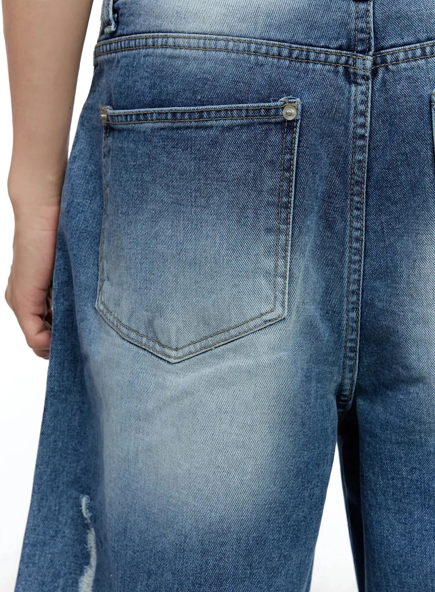 Men's Distressed Baggy Jeans IG520 - Image 10