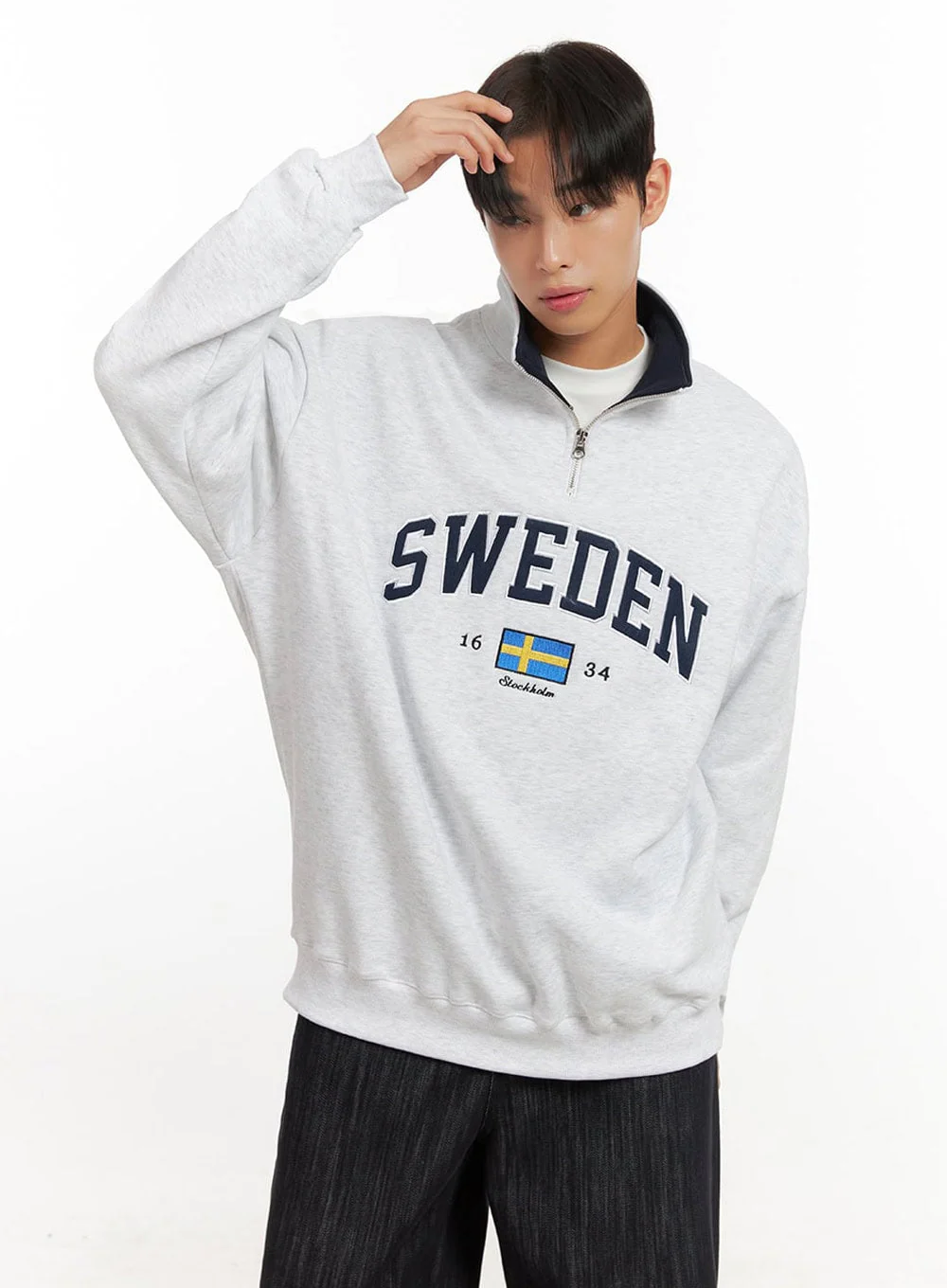 Men's Embroidered Half Zip-Up Sweatshirt ID406