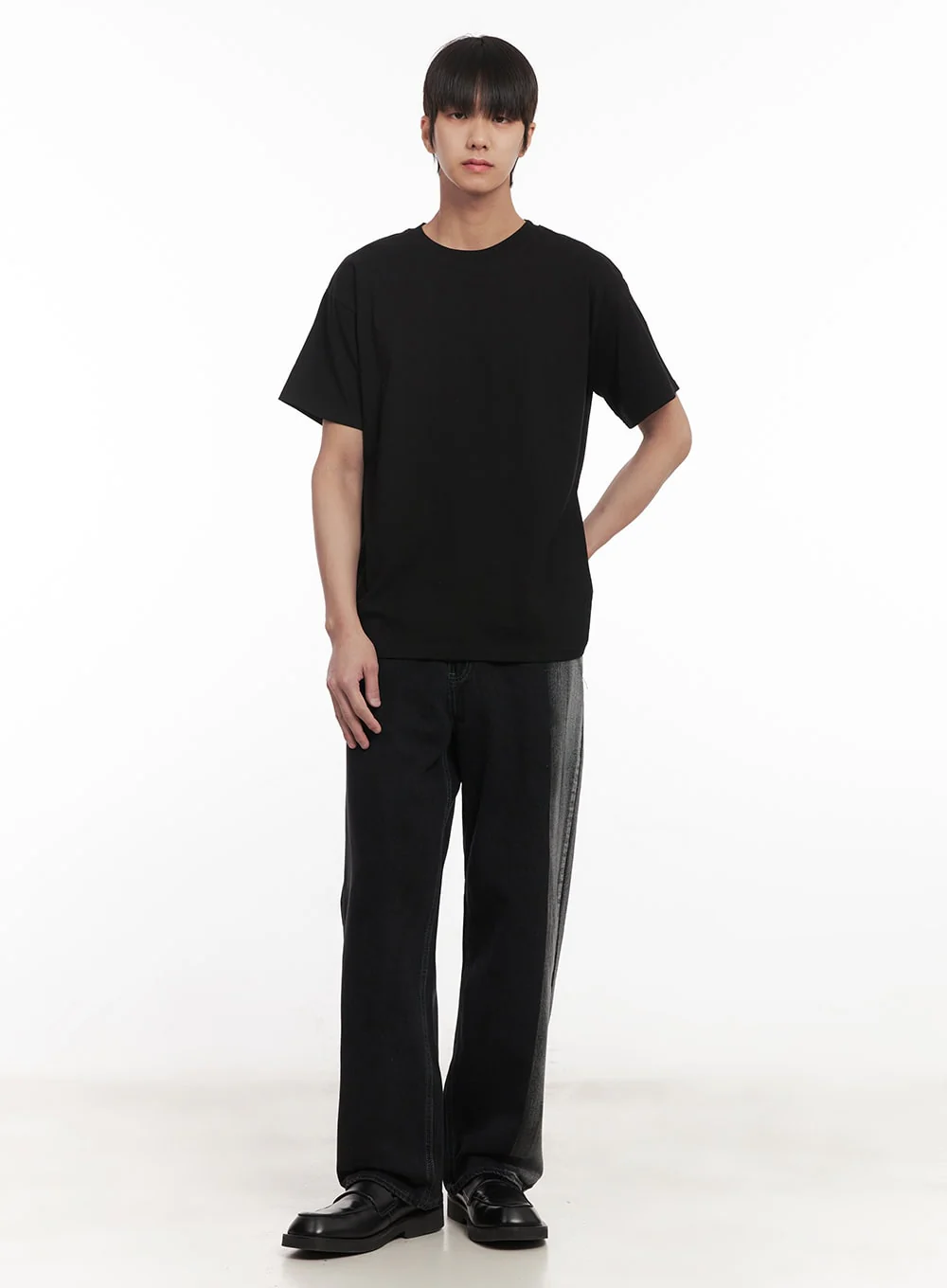 Men's Essential T-Shirt (Black) IM519 - Image 2