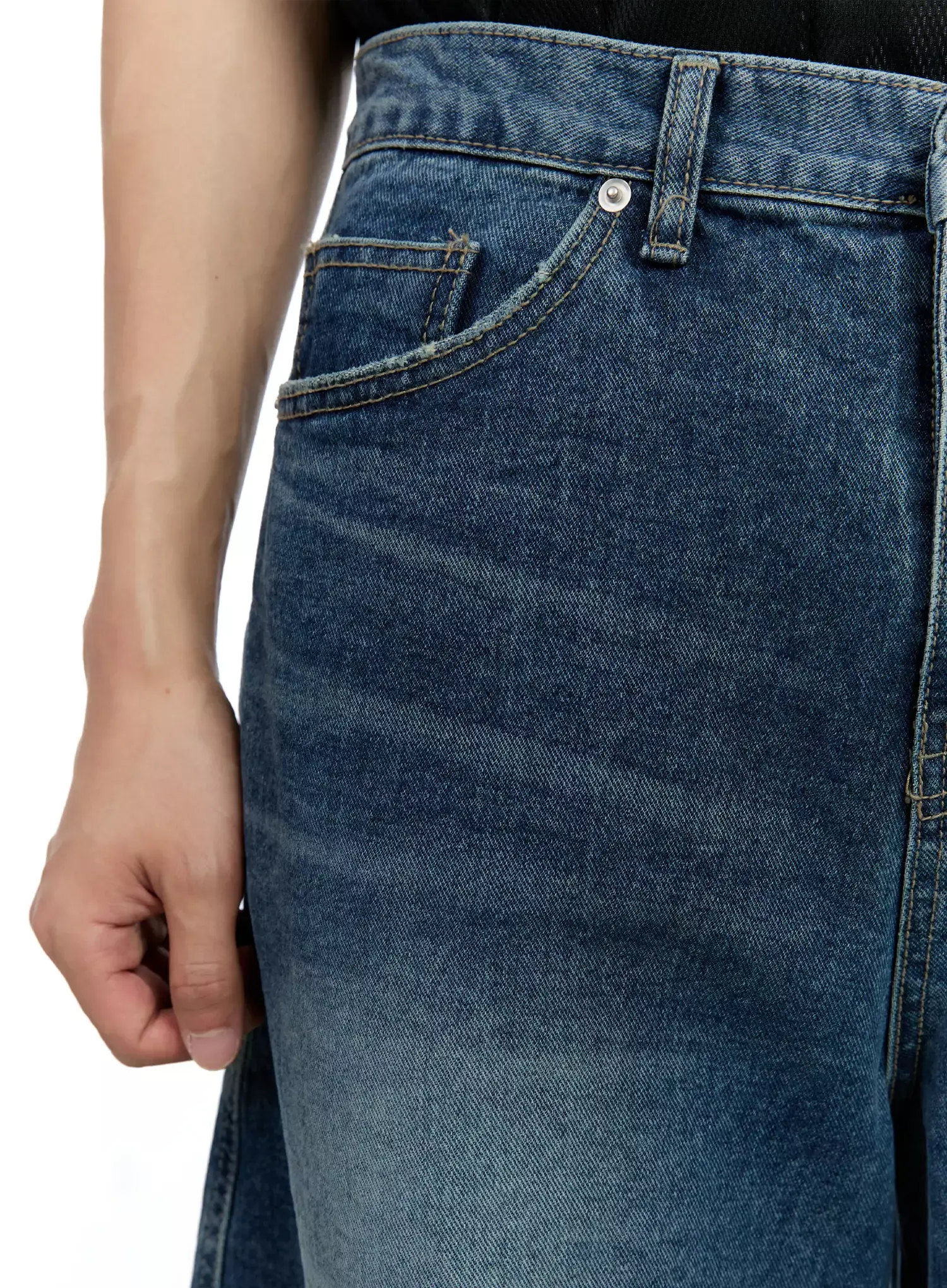 Men's Frayed Hem Baggy Jeans IG520 - Image 4