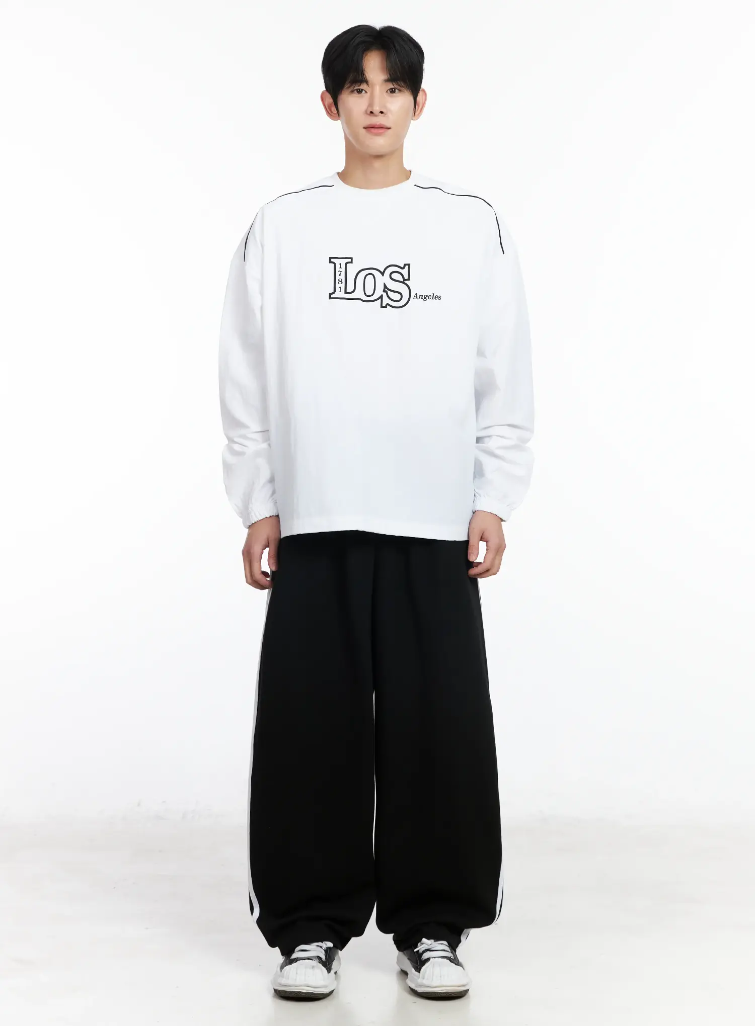 Men's Graphic Crewneck Sweatshirt IM523 - Image 5