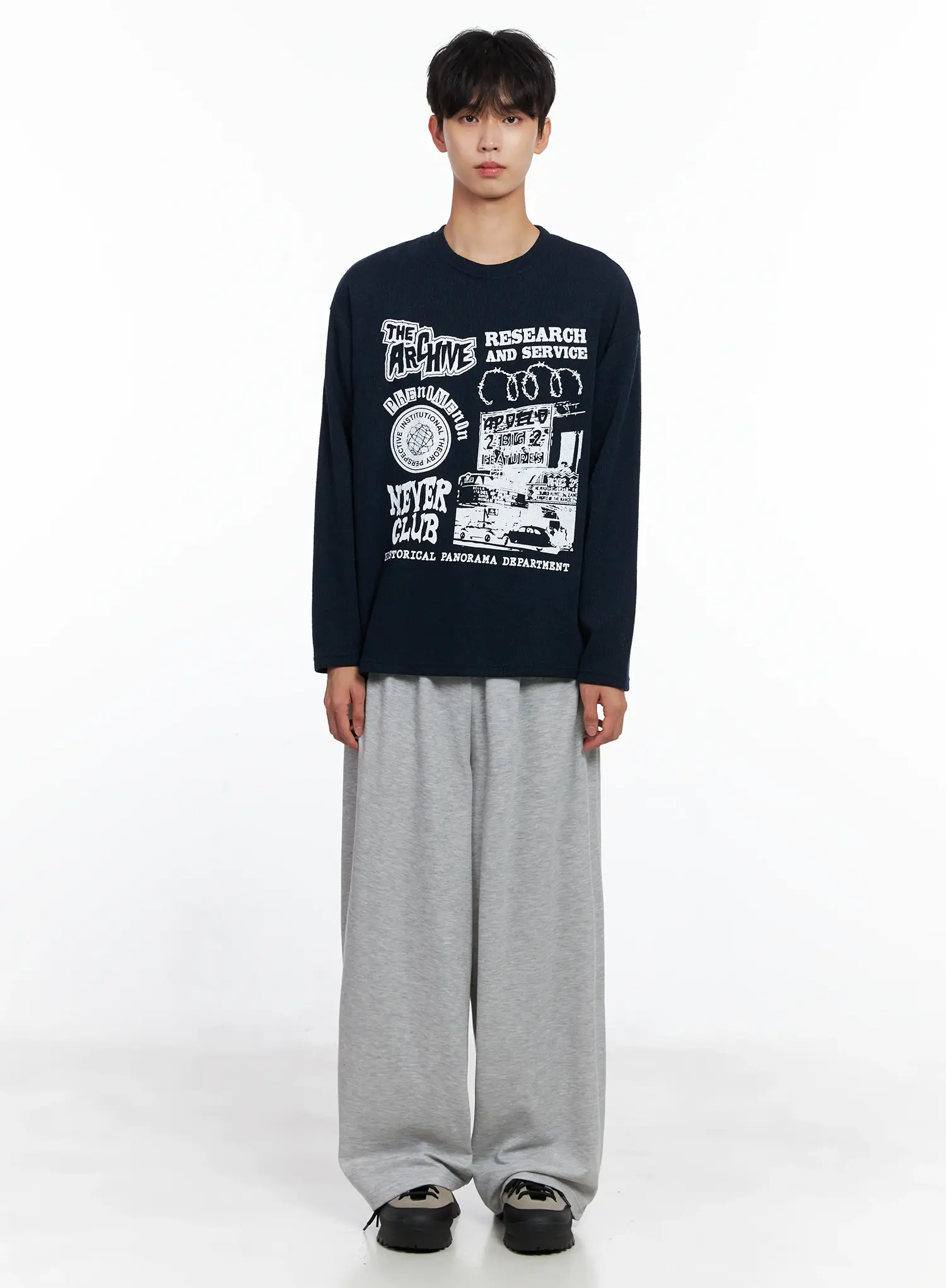 Men's Graphic Knit Long-Sleeve Top IS519 - Image 3