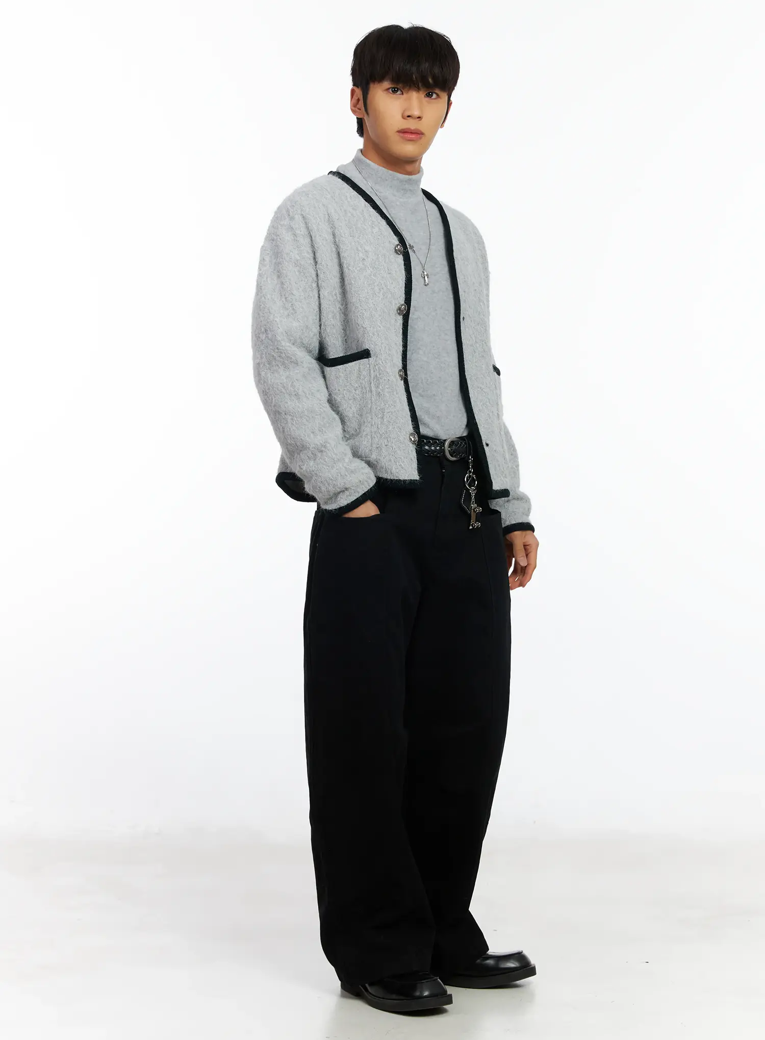 Men's Heart Embroidered Wide Pants IF504 - Image 2