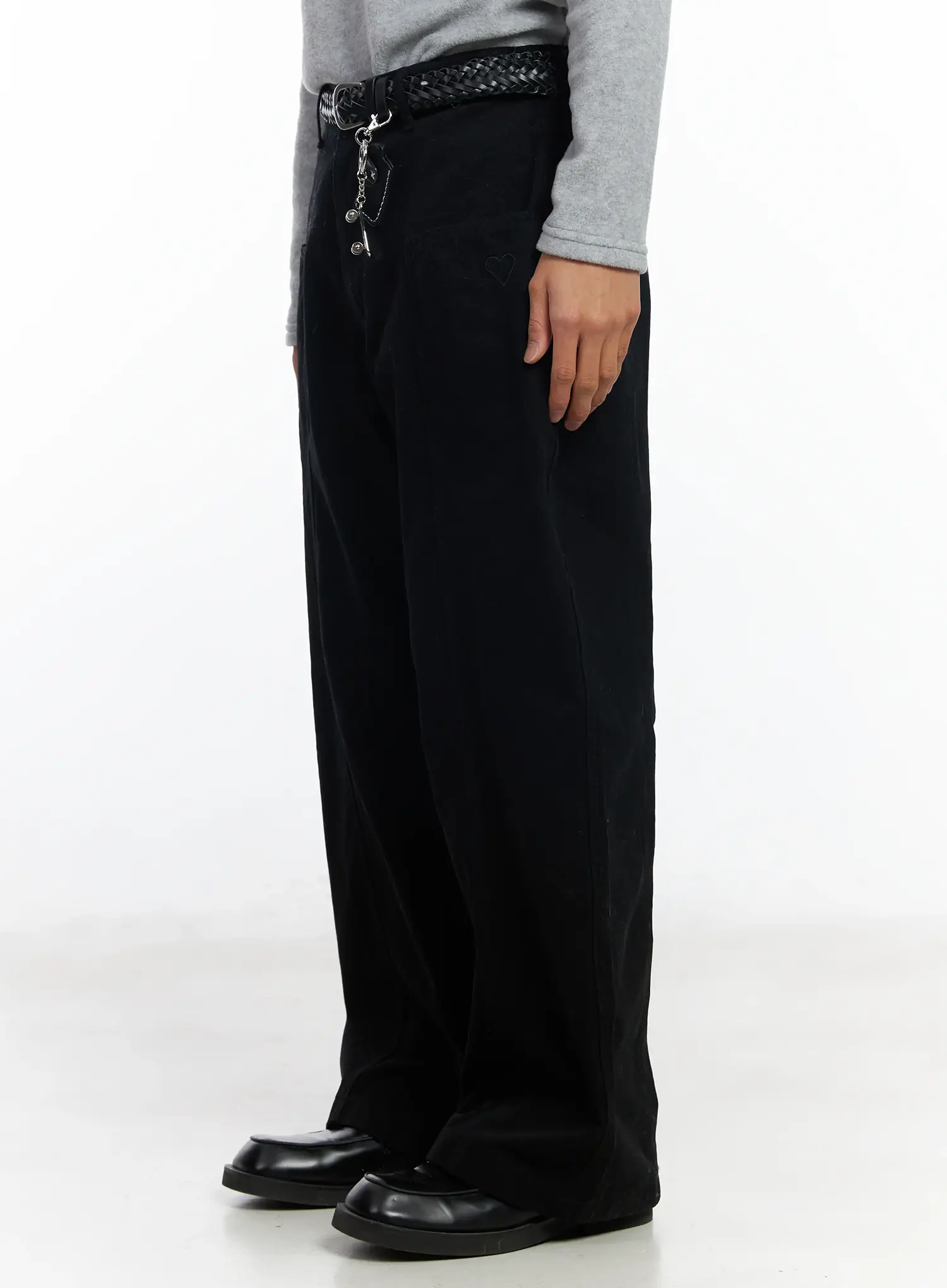Men's Heart Embroidered Wide Pants IF504 - Image 4