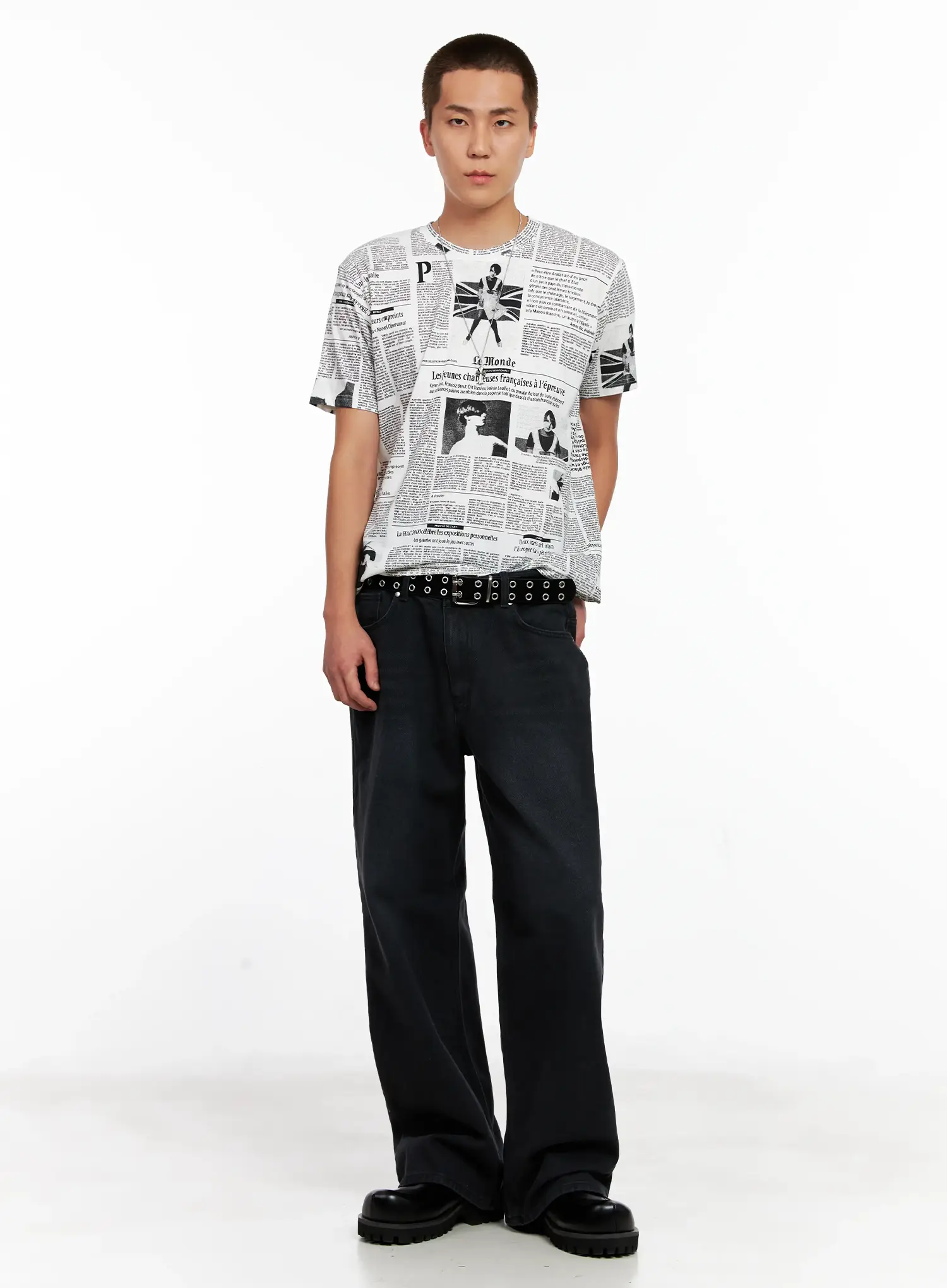 Men's Newspaper Graphic Tee IG511 - Image 10