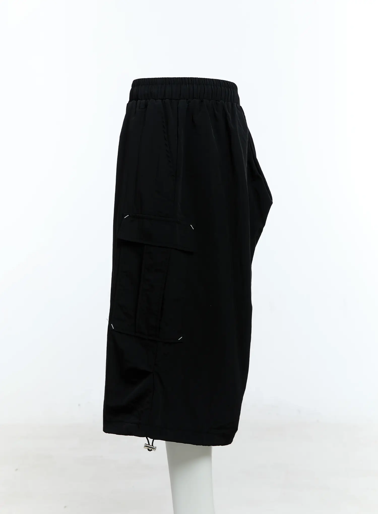 Men's Nylon Cargo Bermuda Shorts IG512 - Image 6