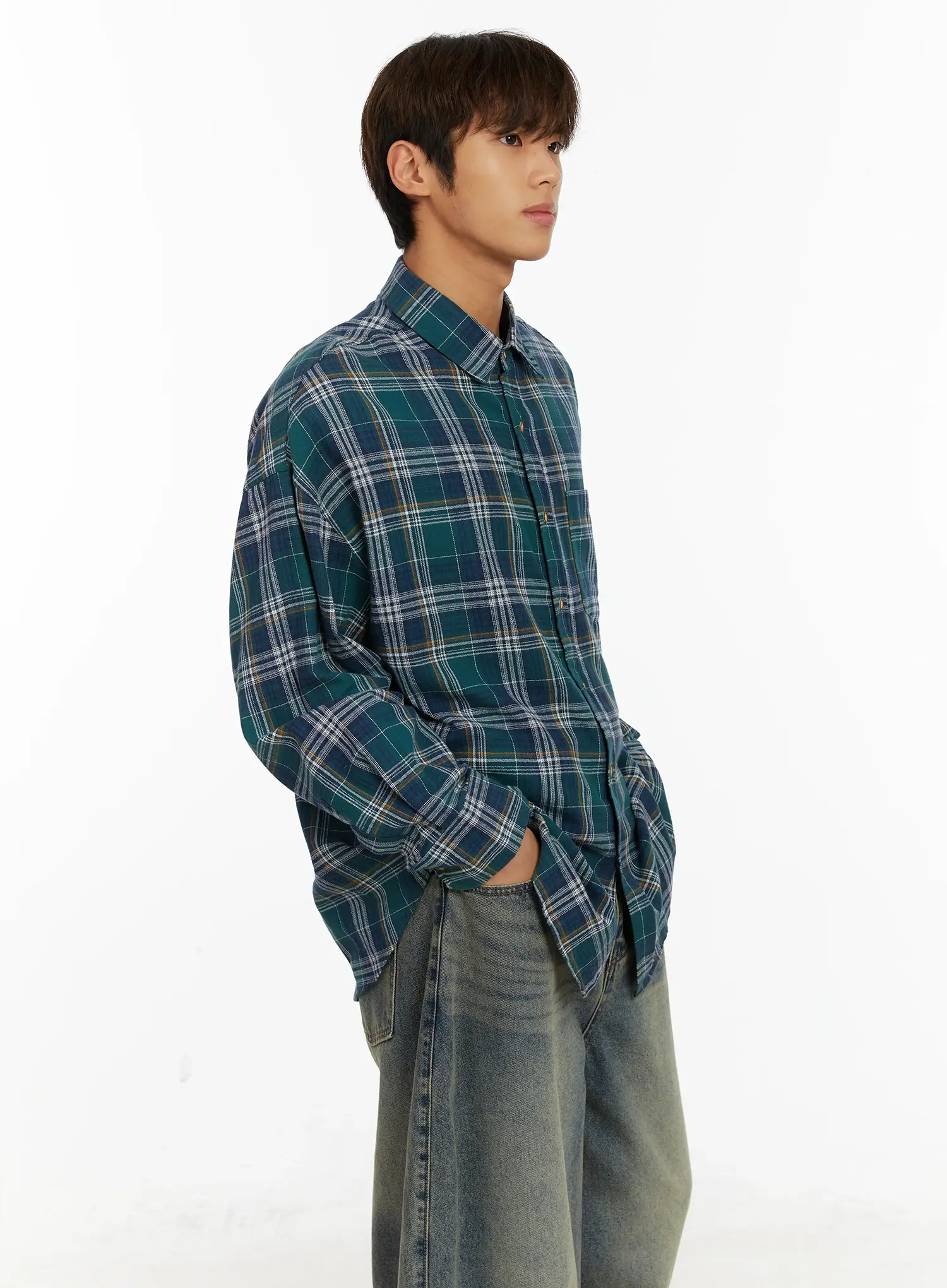 Men's Oversized Plaid Shirt ID524 - Image 4