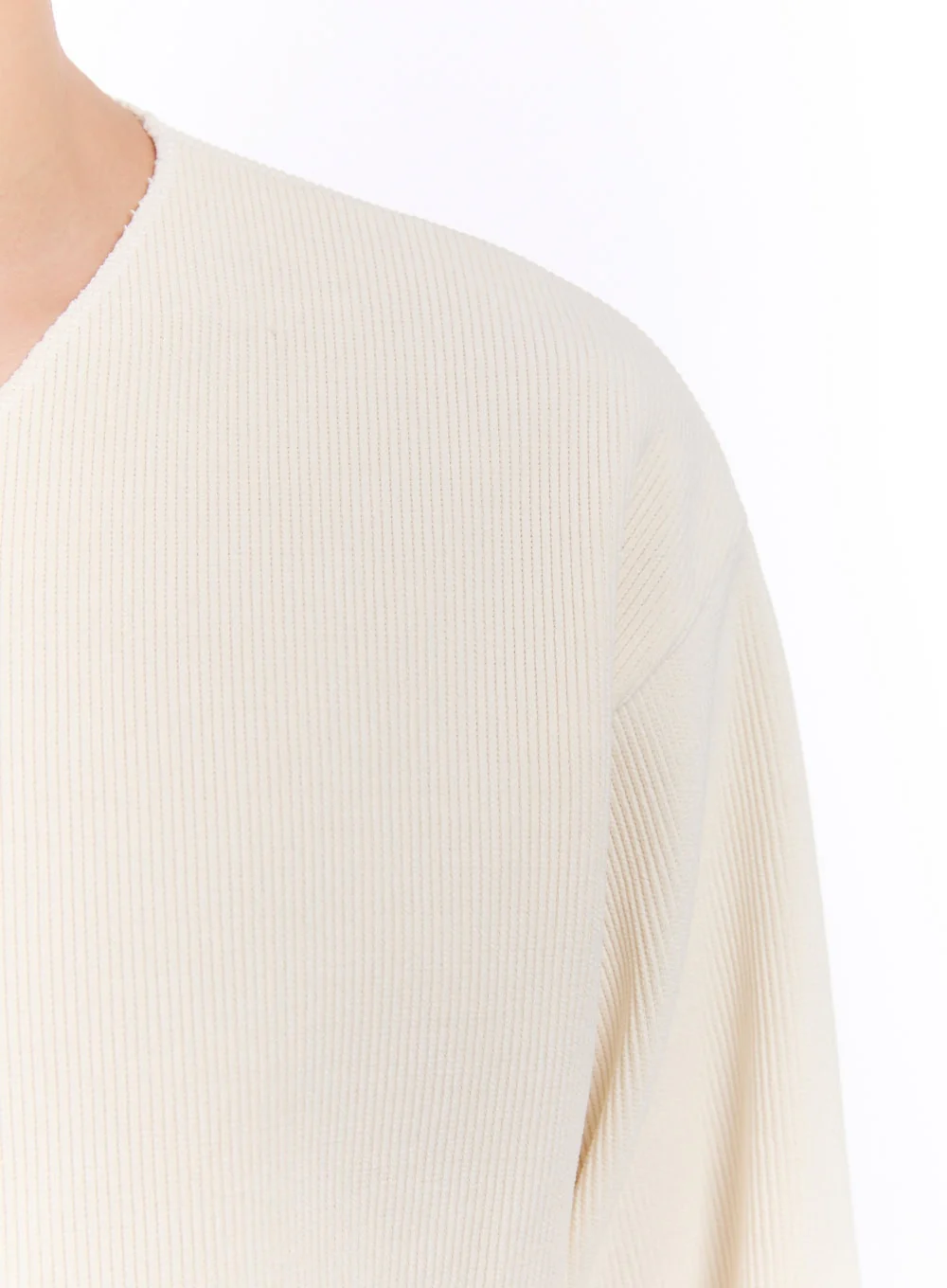Men's Oversized V-Neck Sweater IM512 - Image 5