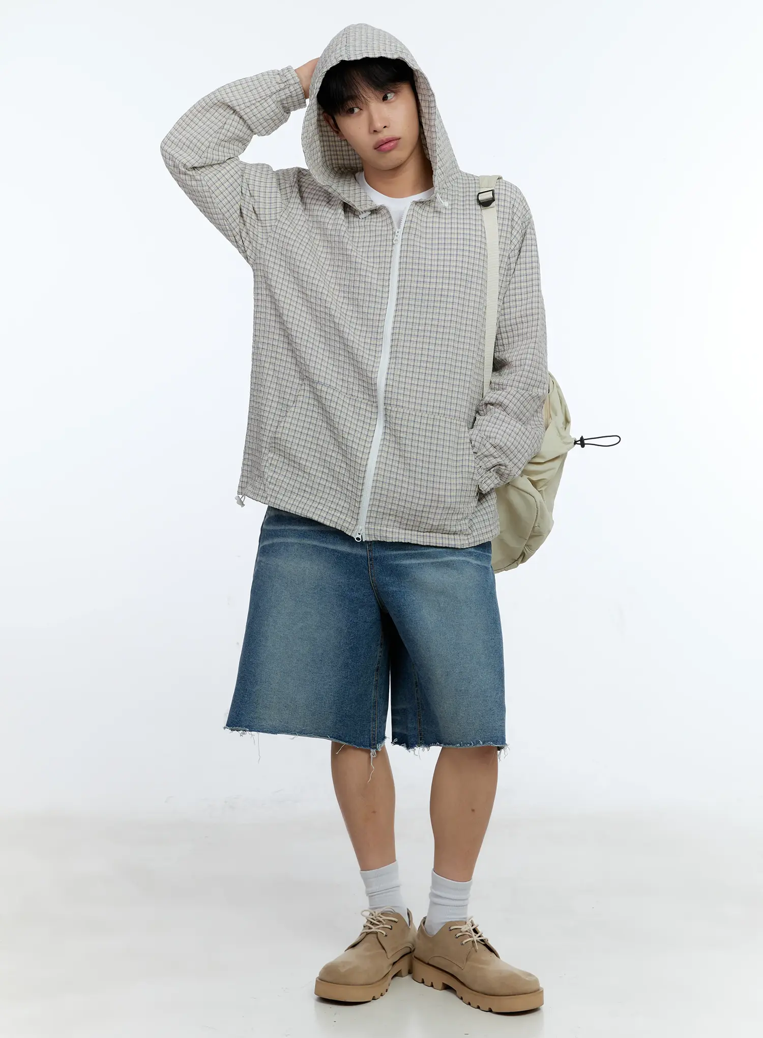 Men's Raw Hem Denim Bermuda Shorts IG515 - Image 12