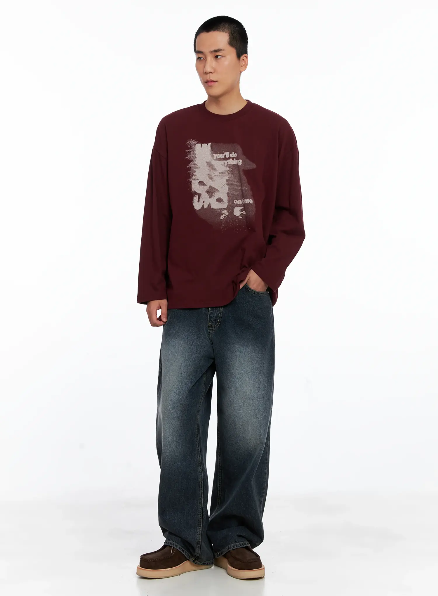 Men's Relaxed-Fit Washed Jeans IS509 - Image 12