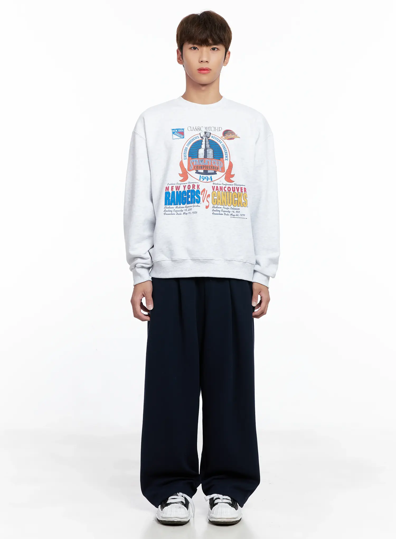Men's Retro Sports Crewneck IO502 - Image 3