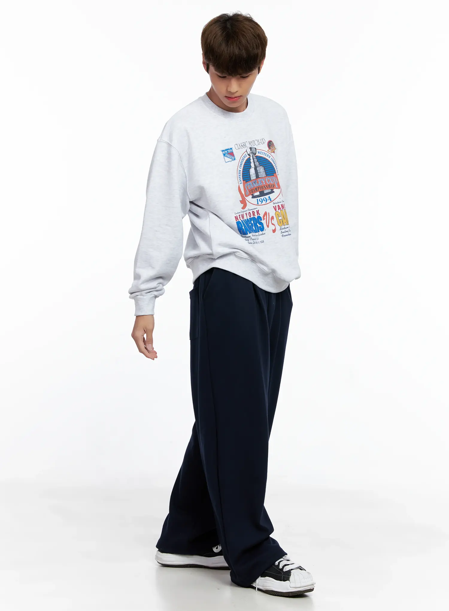 Men's Retro Sports Crewneck IO502 - Image 6