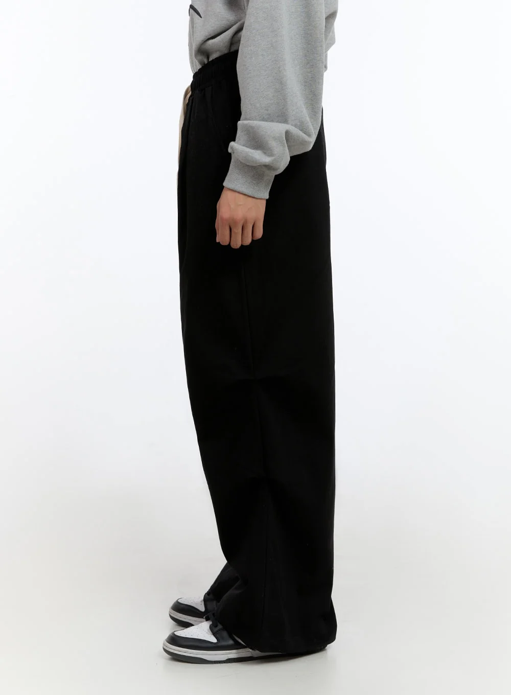 Men's Solid Banded Parachute Pants IS413 - Image 4