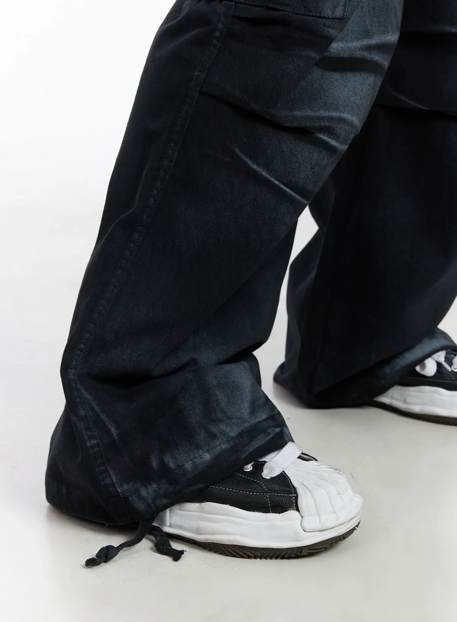 Men's Spray Wash Wide-Leg Cargo Pants IJ512 - Image 7