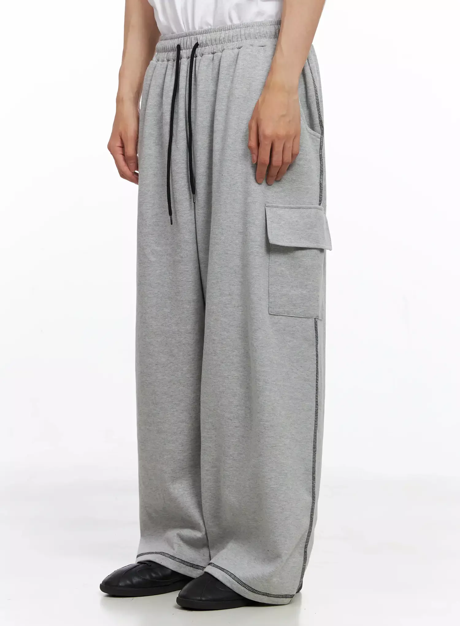 Men's Stitch Cargo Sweatpants IO516