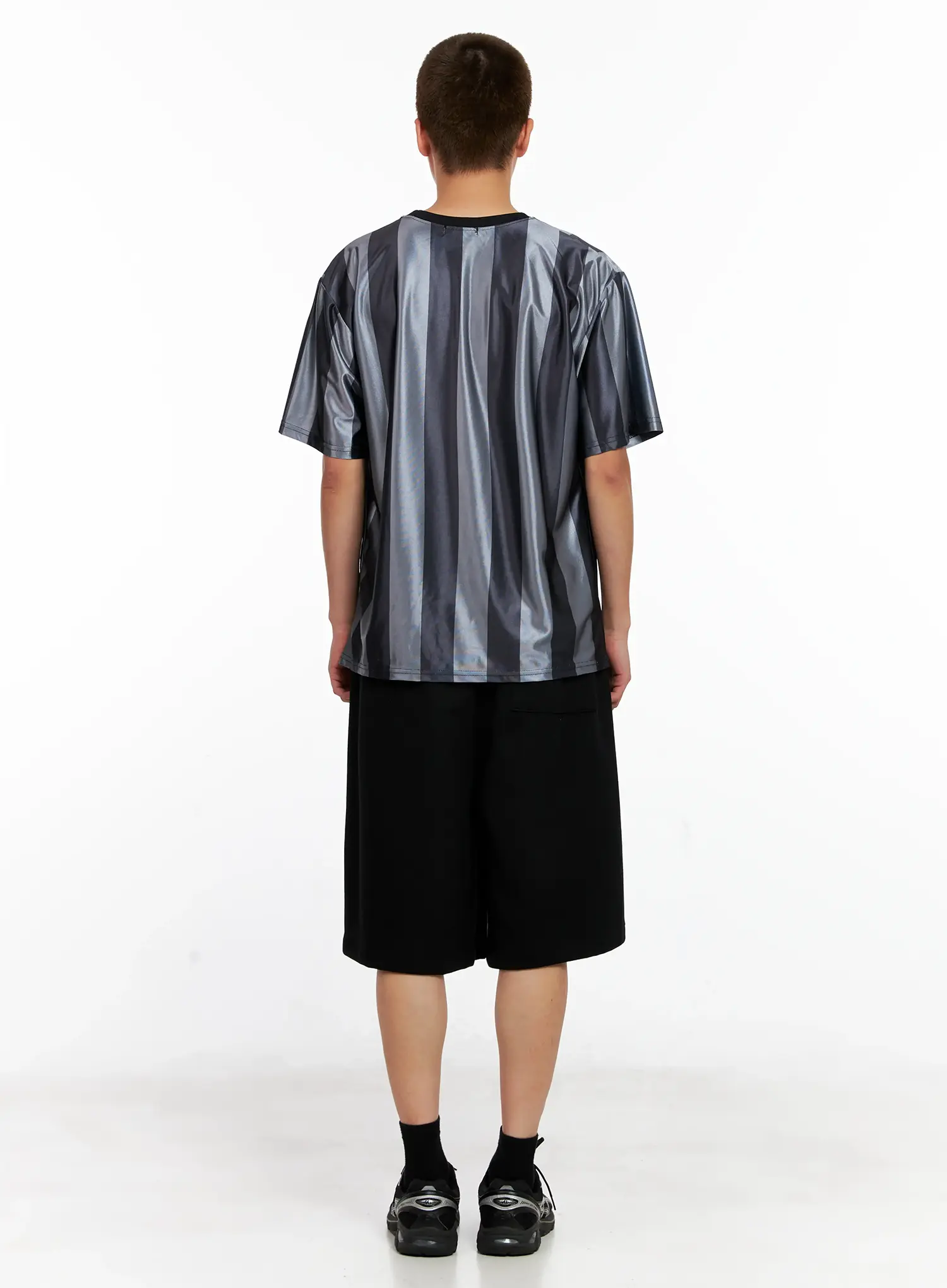 Men's Studded Bermuda Shorts IG511 - Image 10