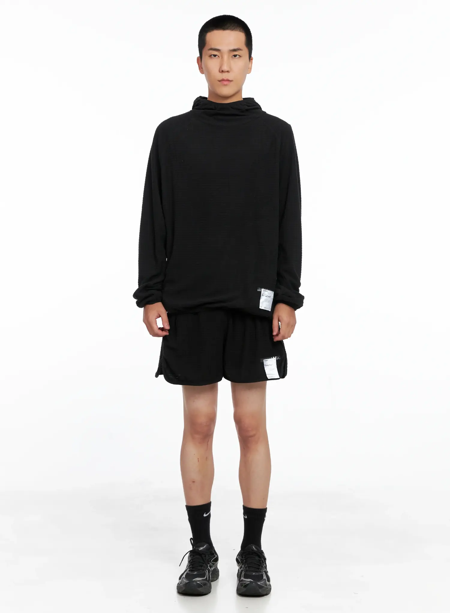 Men's Textured Label Detail Shorts US502 - Image 3