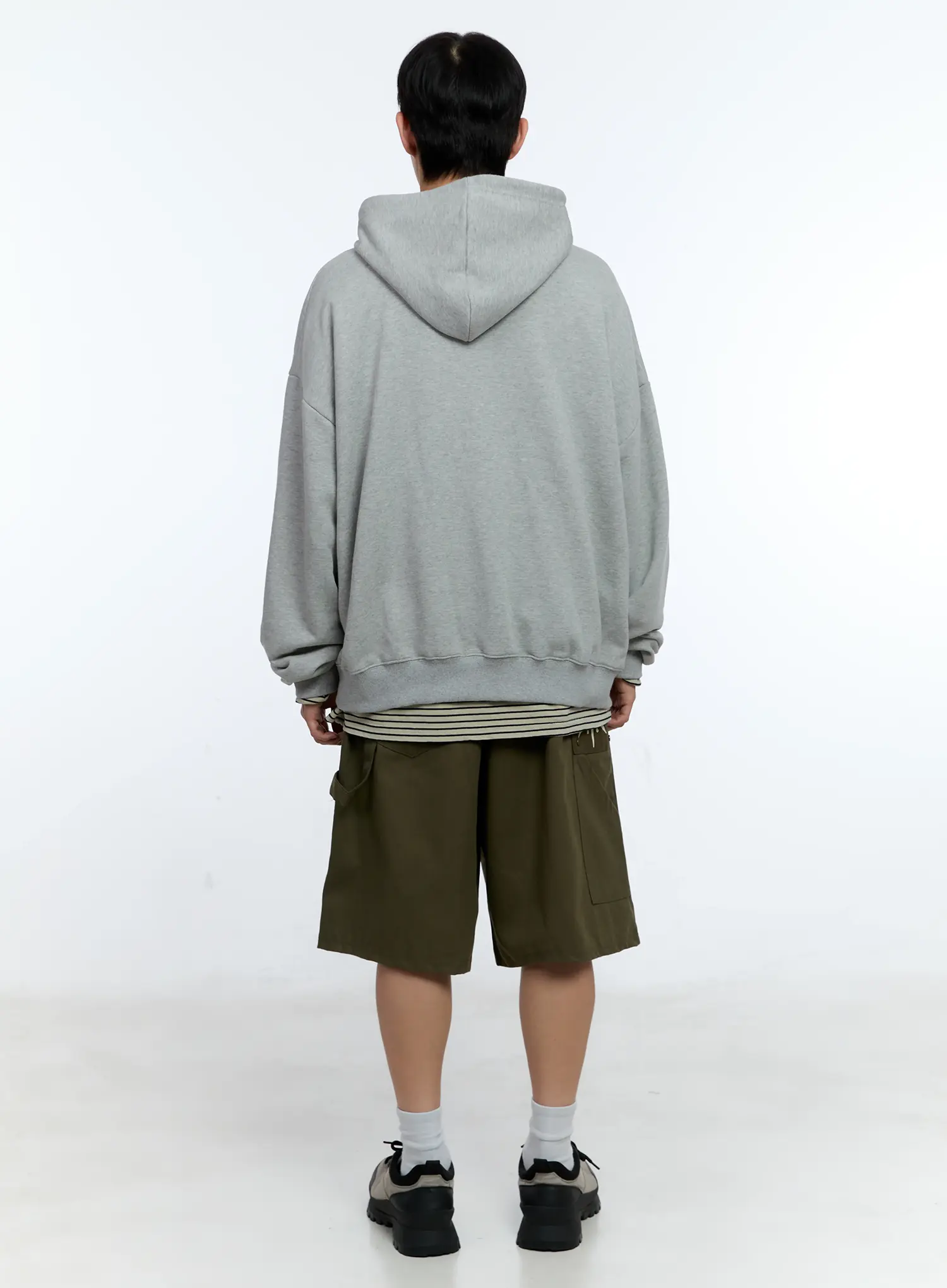 Men's Utility Bermuda Shorts IG519 - Image 11