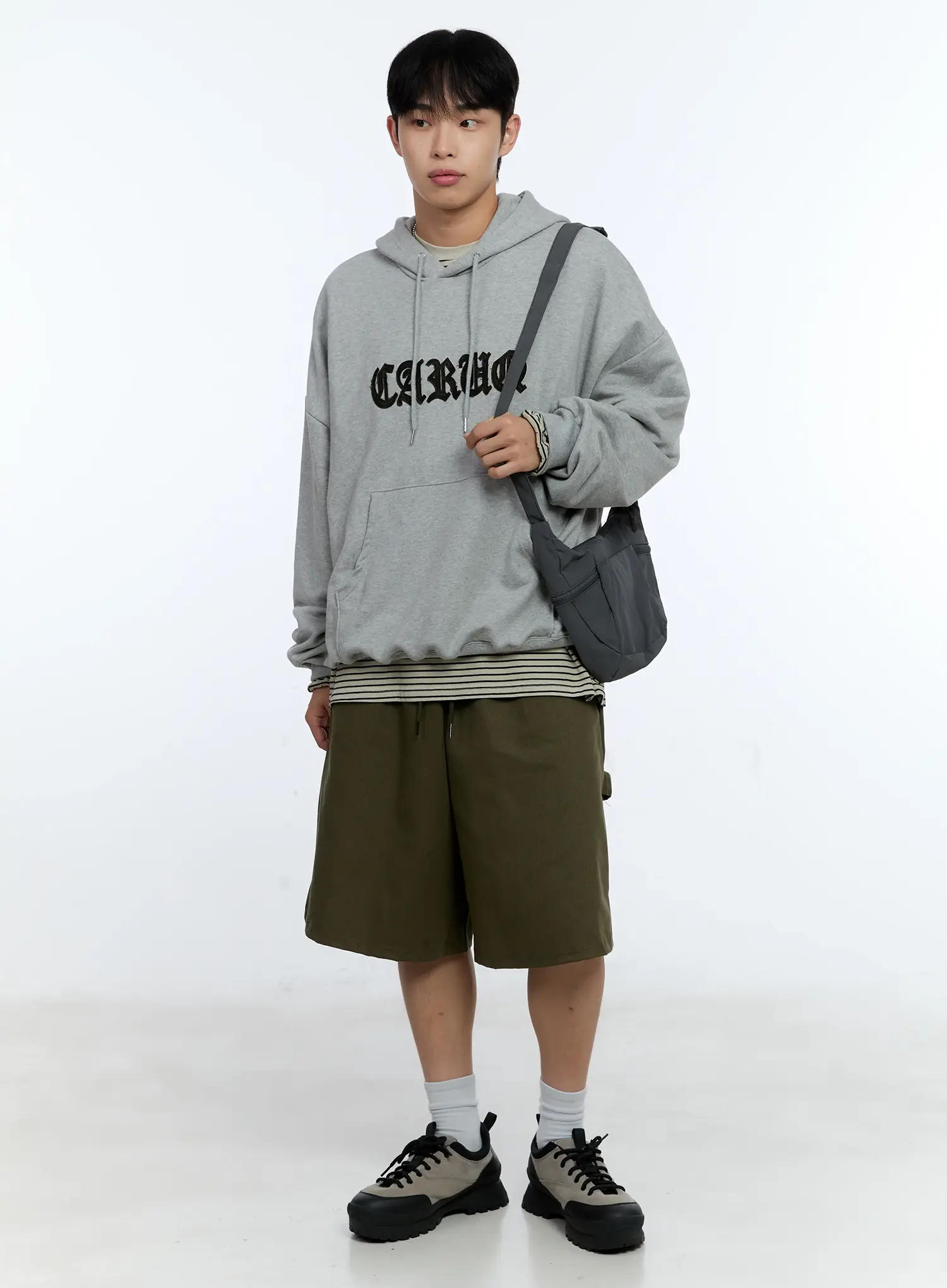 Men's Utility Bermuda Shorts IG519 - Image 3