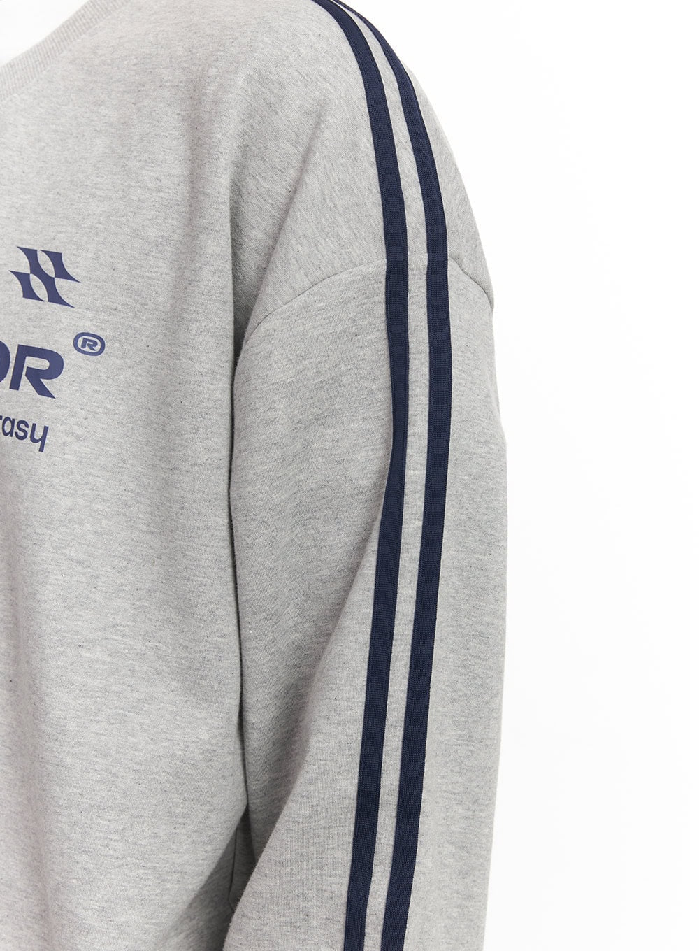 Men's V-Neck Graphic Sweatshirt IM528 - Image 5