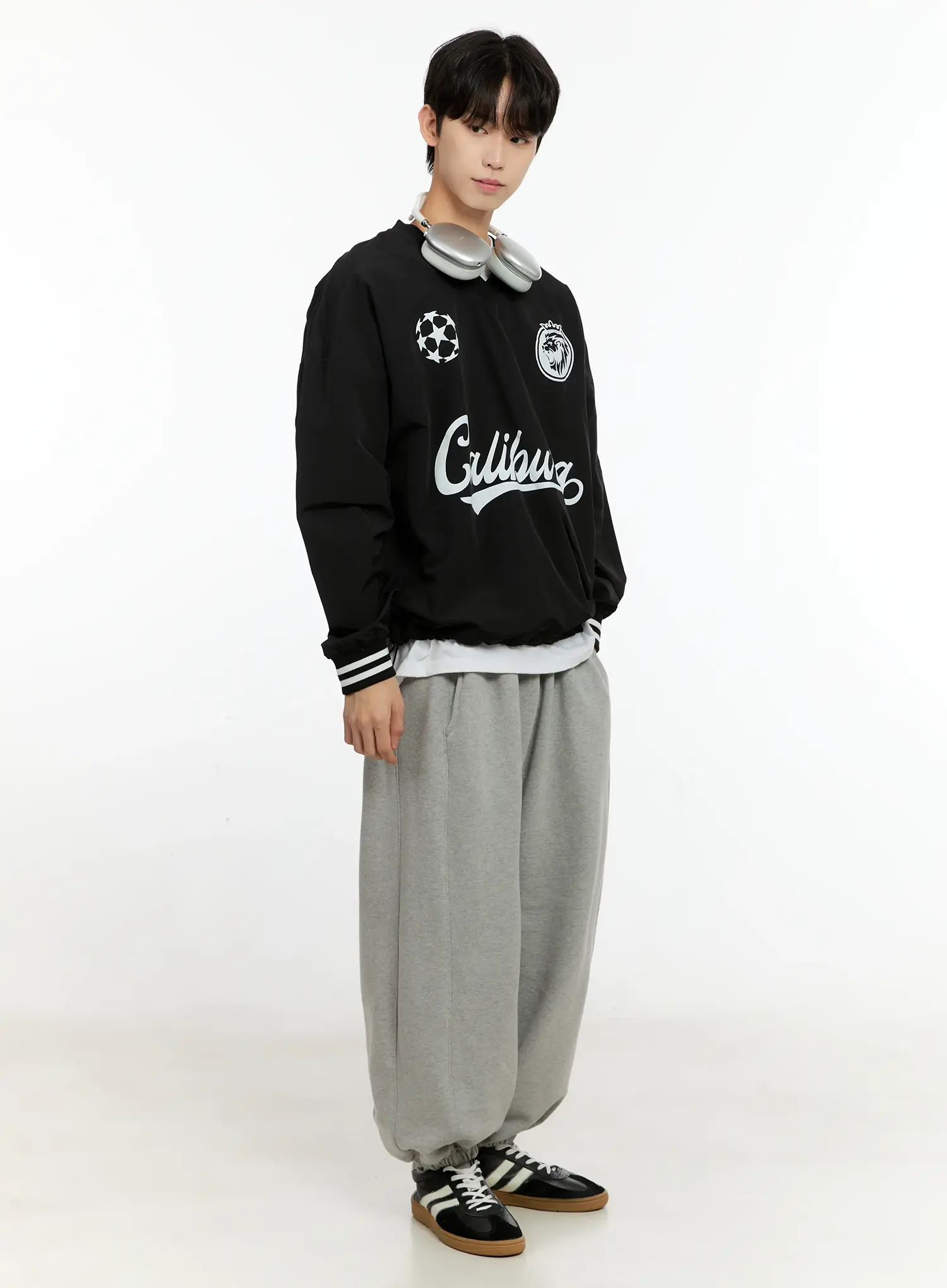 Men's V-Neck Sporty Sweatshirt IO531 - Image 10