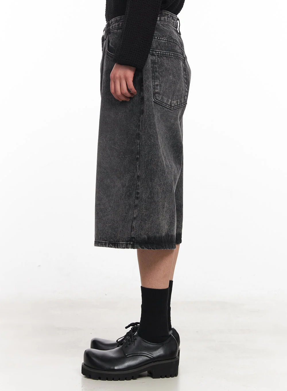 Men's Washed Wide-Fit Jorts IY505 - Image 3