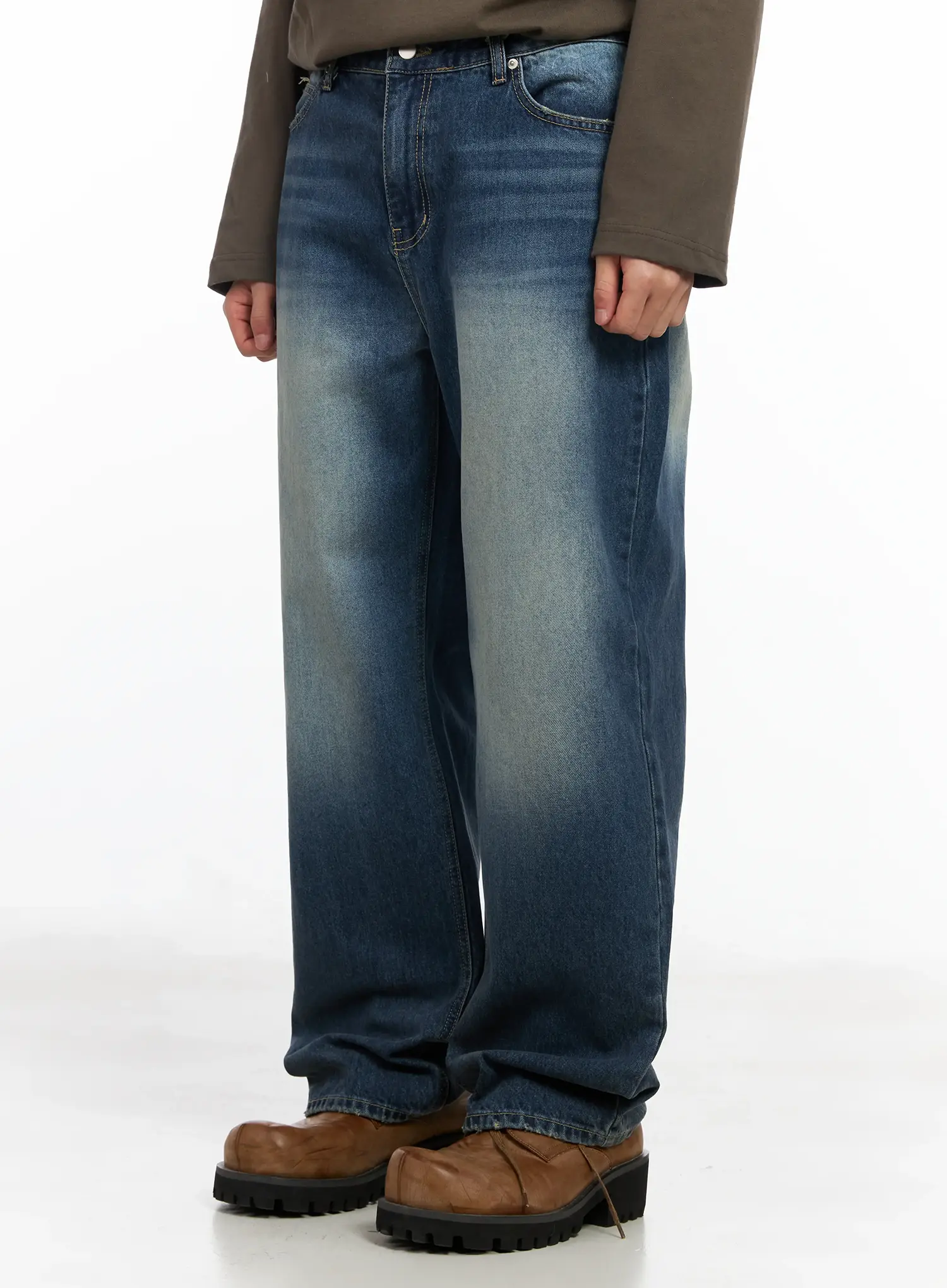 Men's Washed Wide-Leg Jeans IM511 - Image 4
