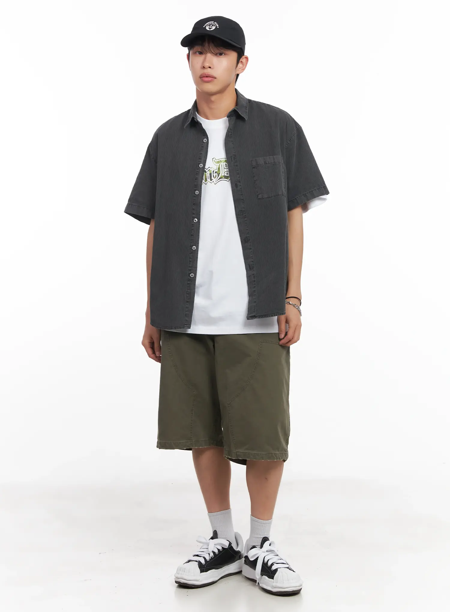 Men's Wide-Fit Bermuda Shorts IU519 - Image 2