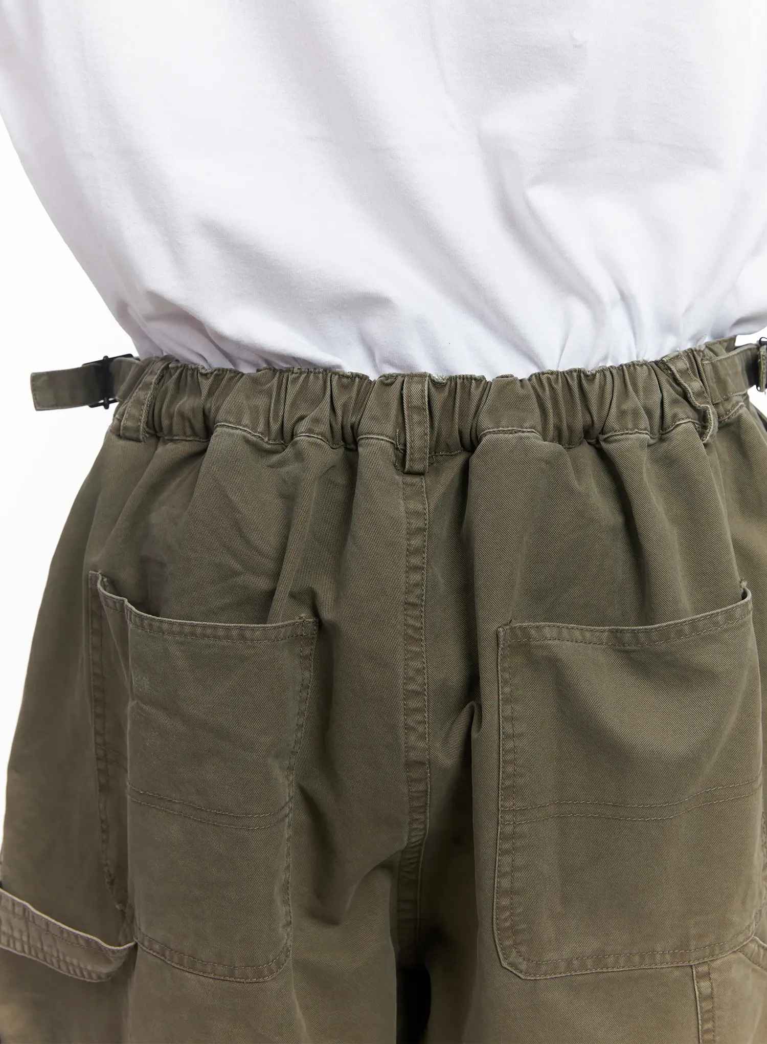 Men's Wide-Fit Bermuda Shorts IU519 - Image 8