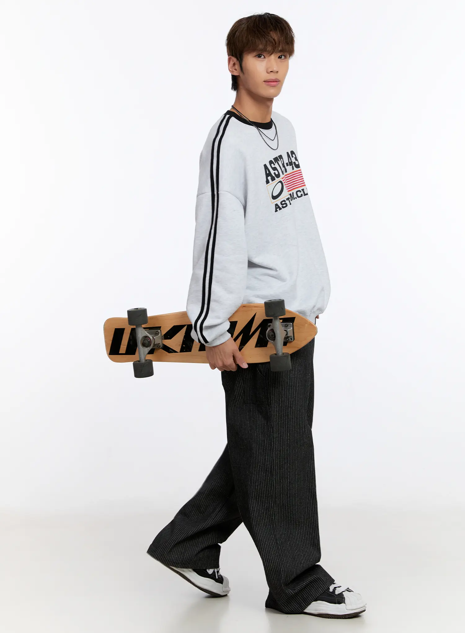 Men's Wide Leg Jeans IN524 - Image 11