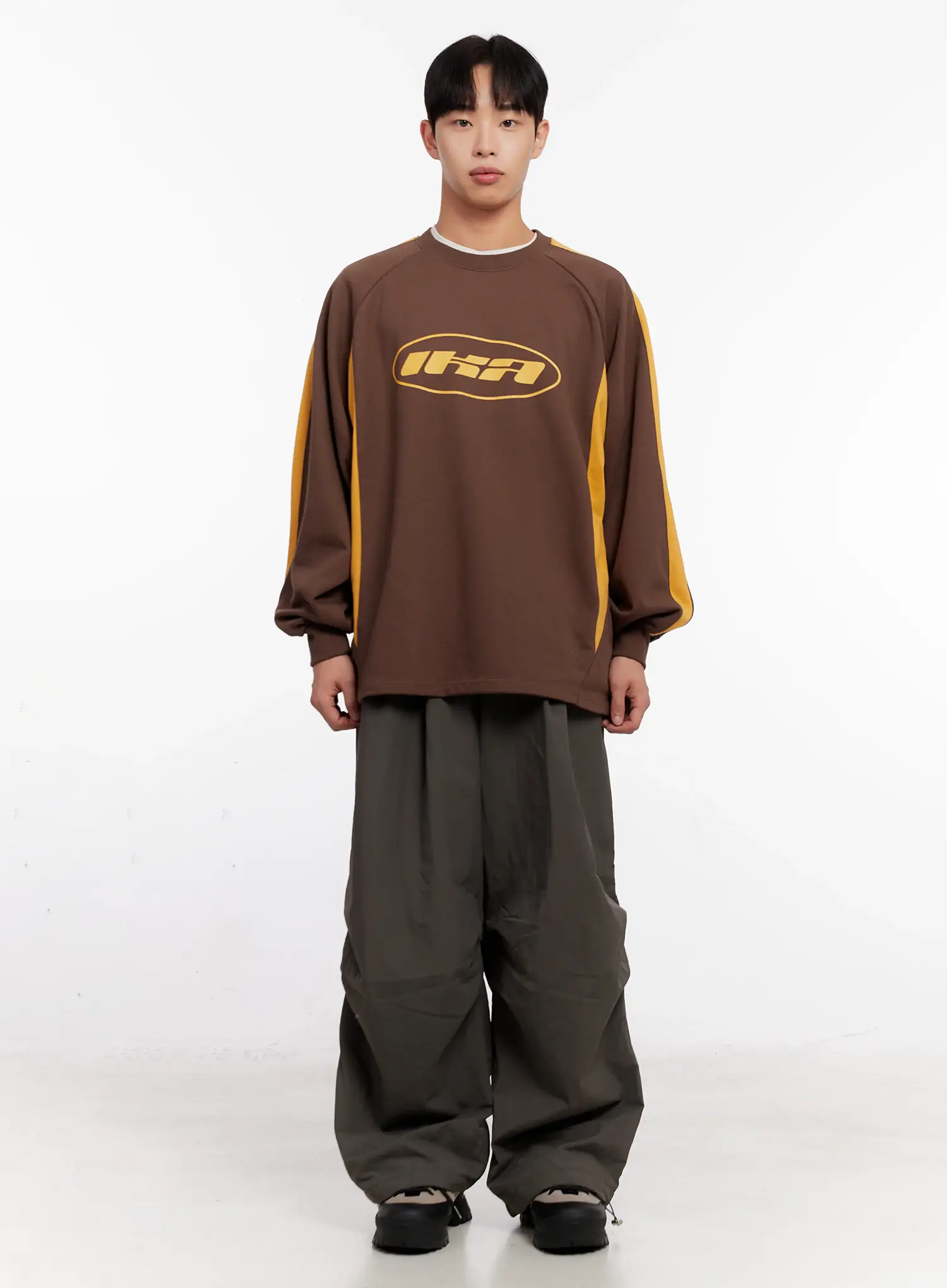 Men's Wide-Leg Parachute Padded Pants IO523 - Image 3