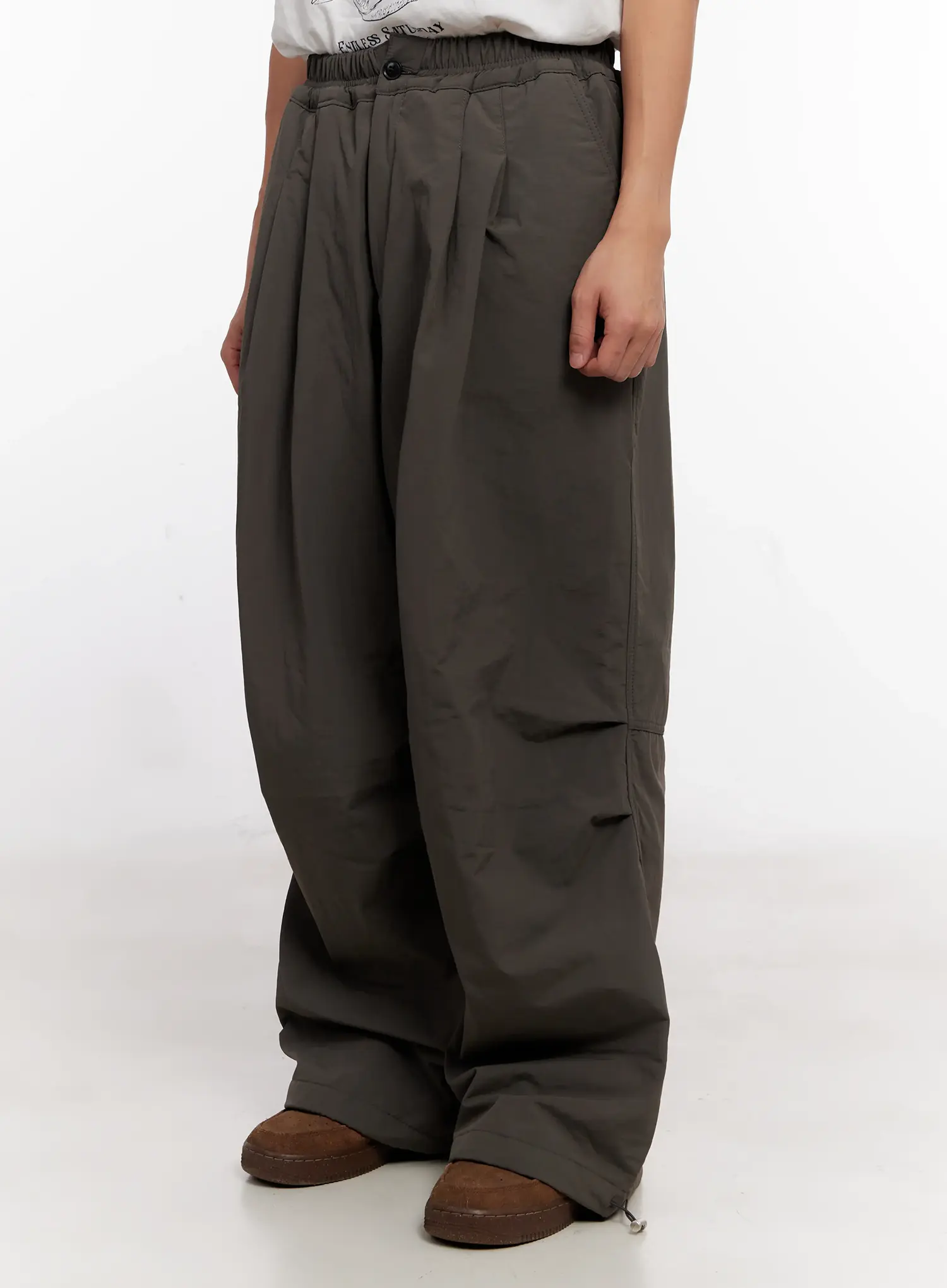 Men's Wide-Leg Parachute Padded Pants IO523 - Image 4