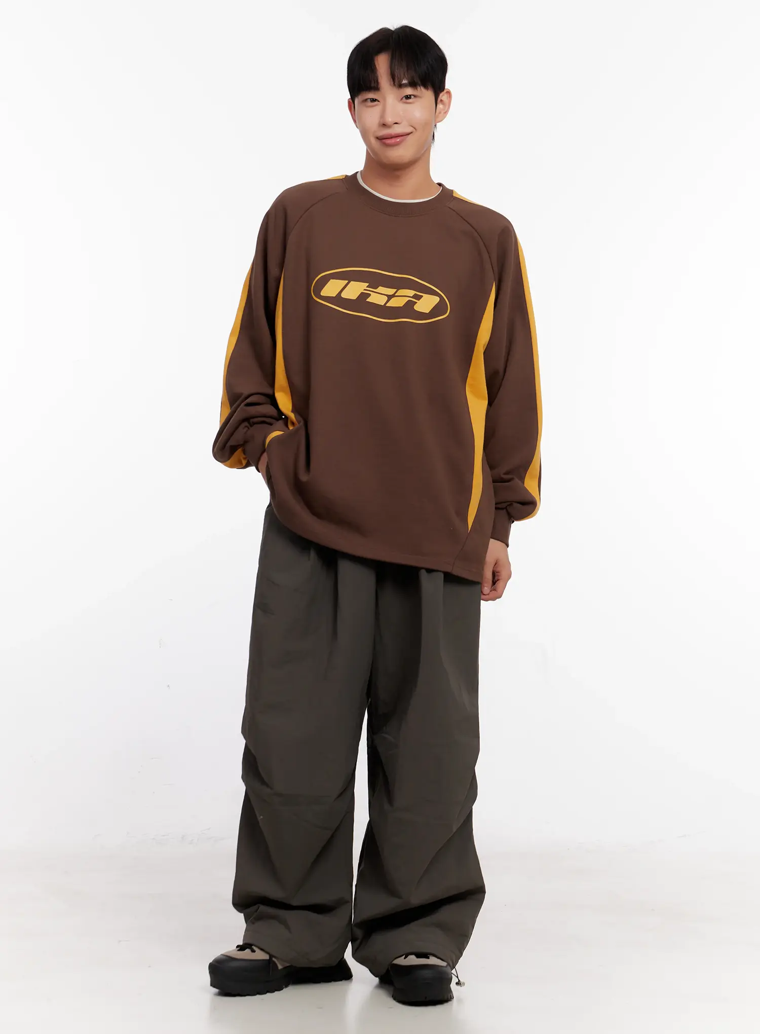 Men's Wide-Leg Parachute Padded Pants IO523 - Image 9