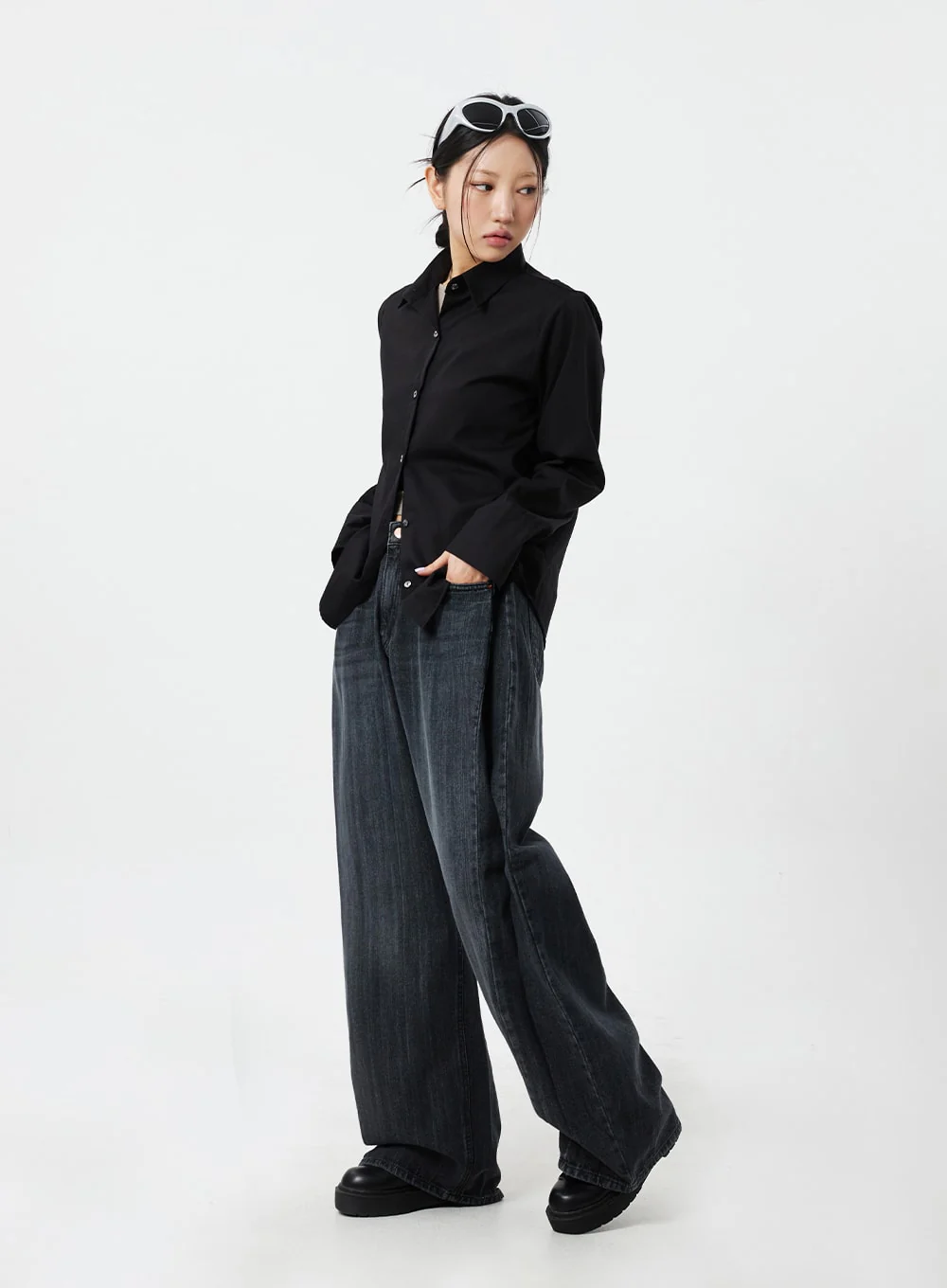 Mid-Rise Baggy Jeans CM324 - Image 10