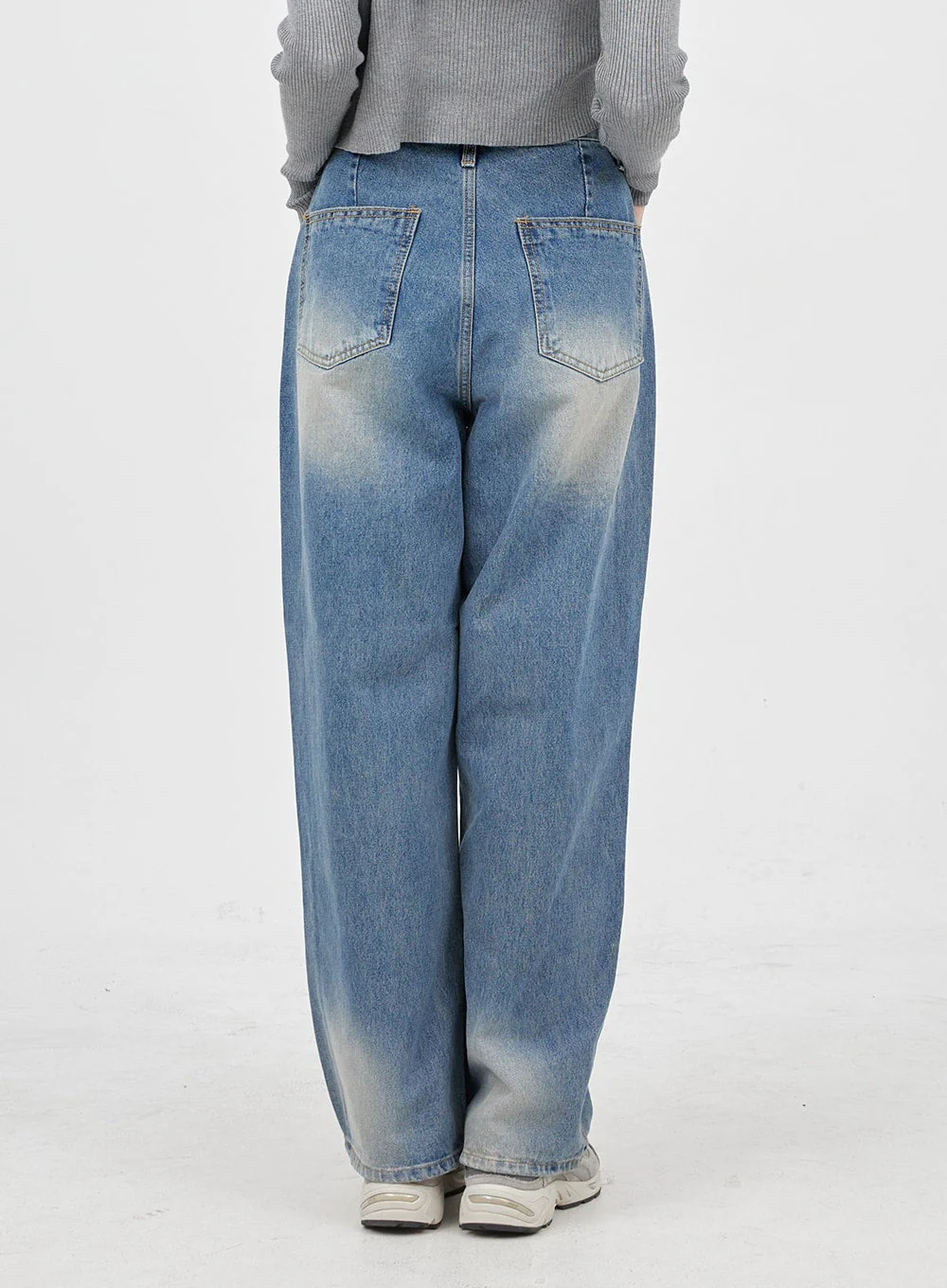 Mid-Wash Baggy Jeans BM321 - Image 11
