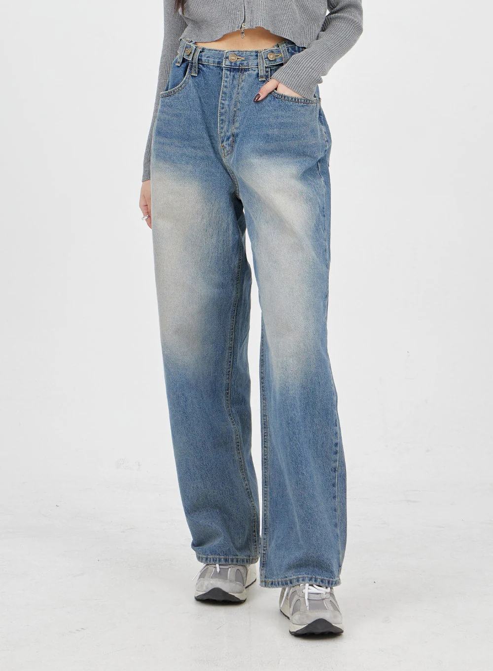 Mid-Wash Baggy Jeans BM321 - Image 2