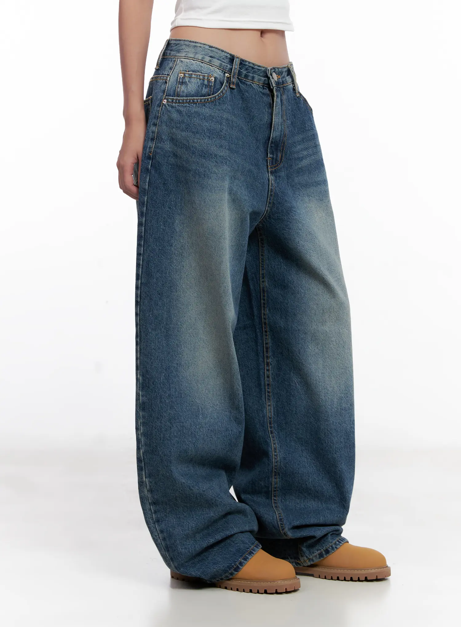 Miji Wide-Leg Washed Denim Jeans CL521 - Image 6