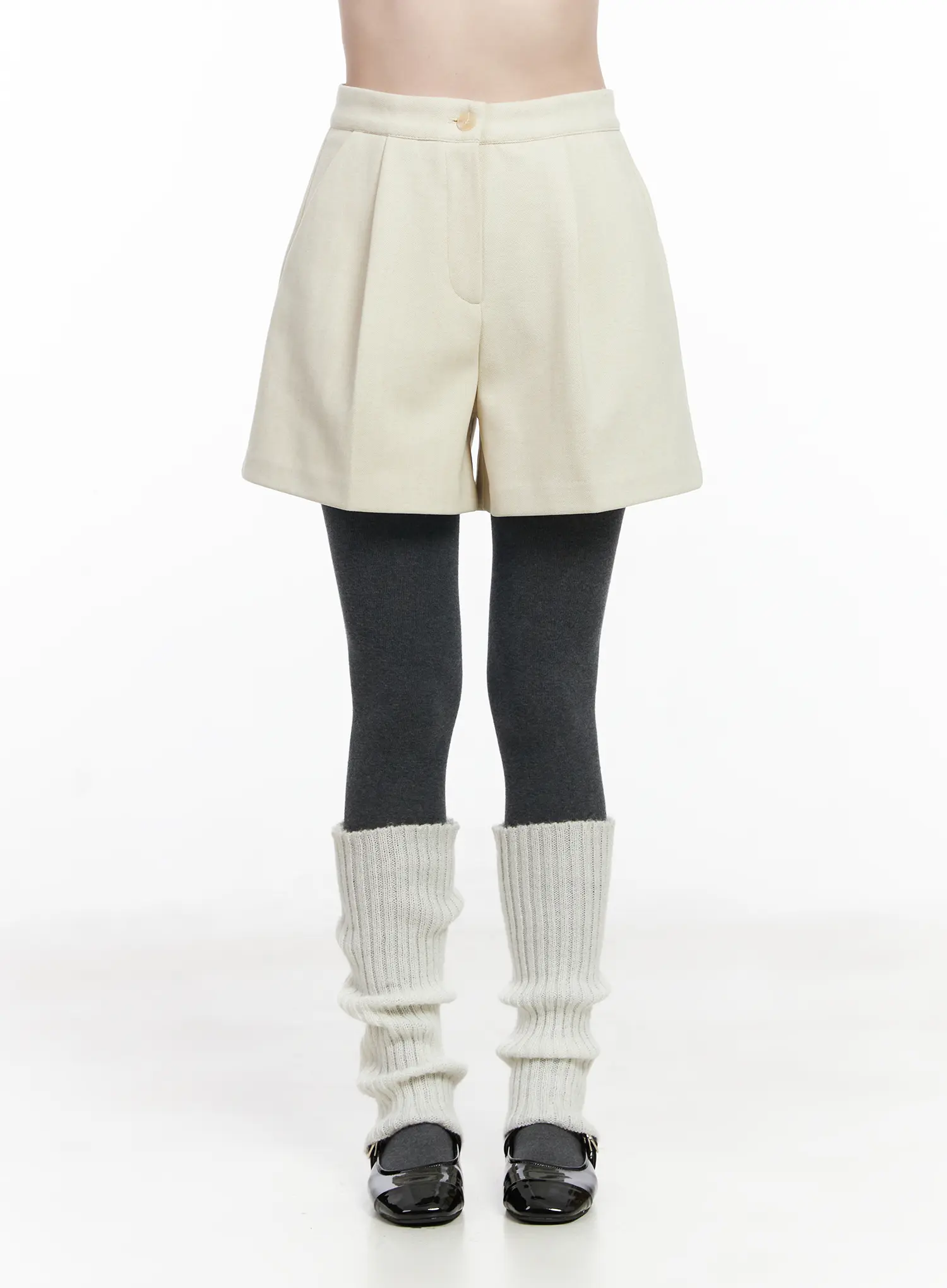 Minimalist Cream Tailored Shorts CJ519 - Image 2