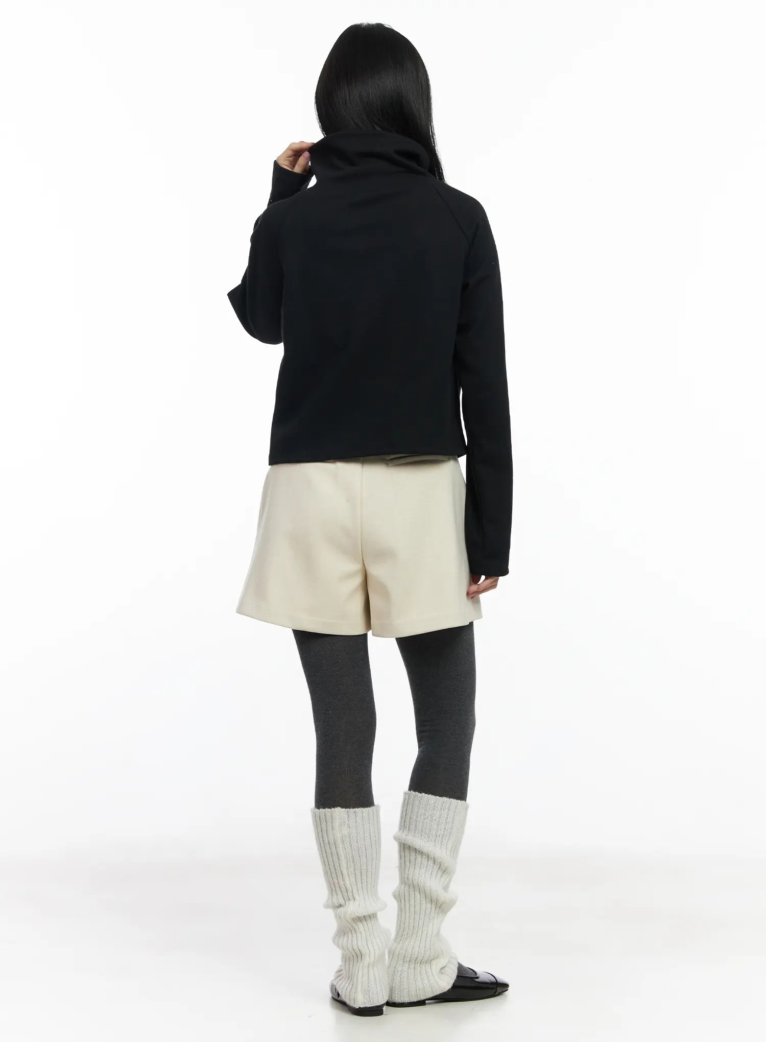 Minimalist Cream Tailored Shorts CJ519 - Image 6