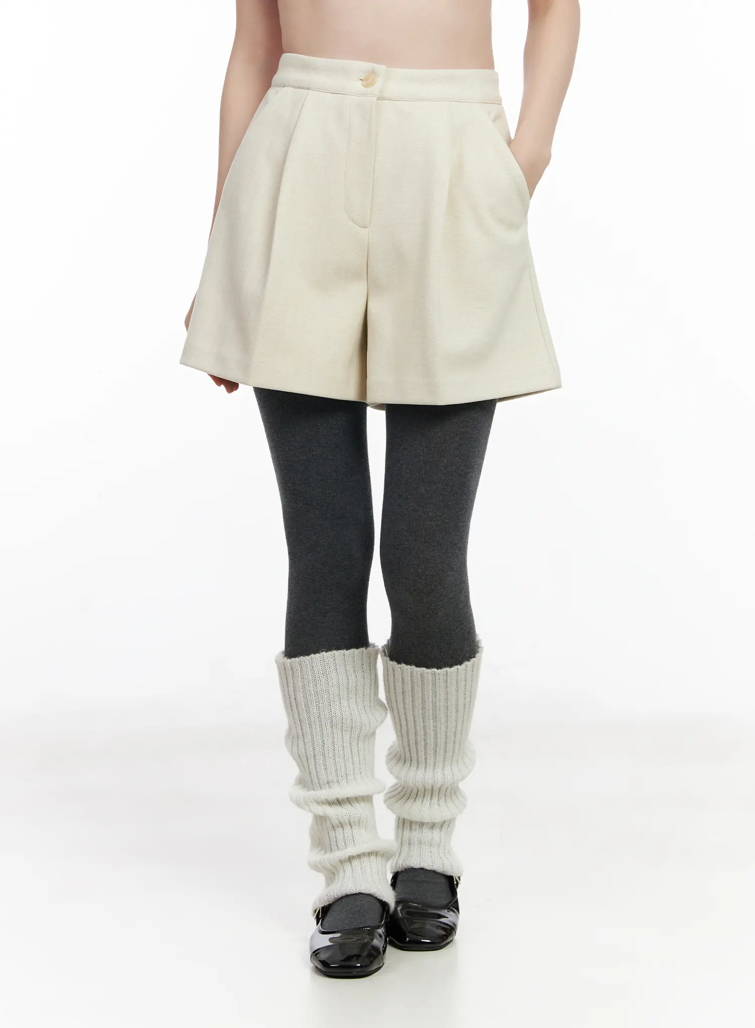 Minimalist Cream Tailored Shorts CJ519 - Image 8