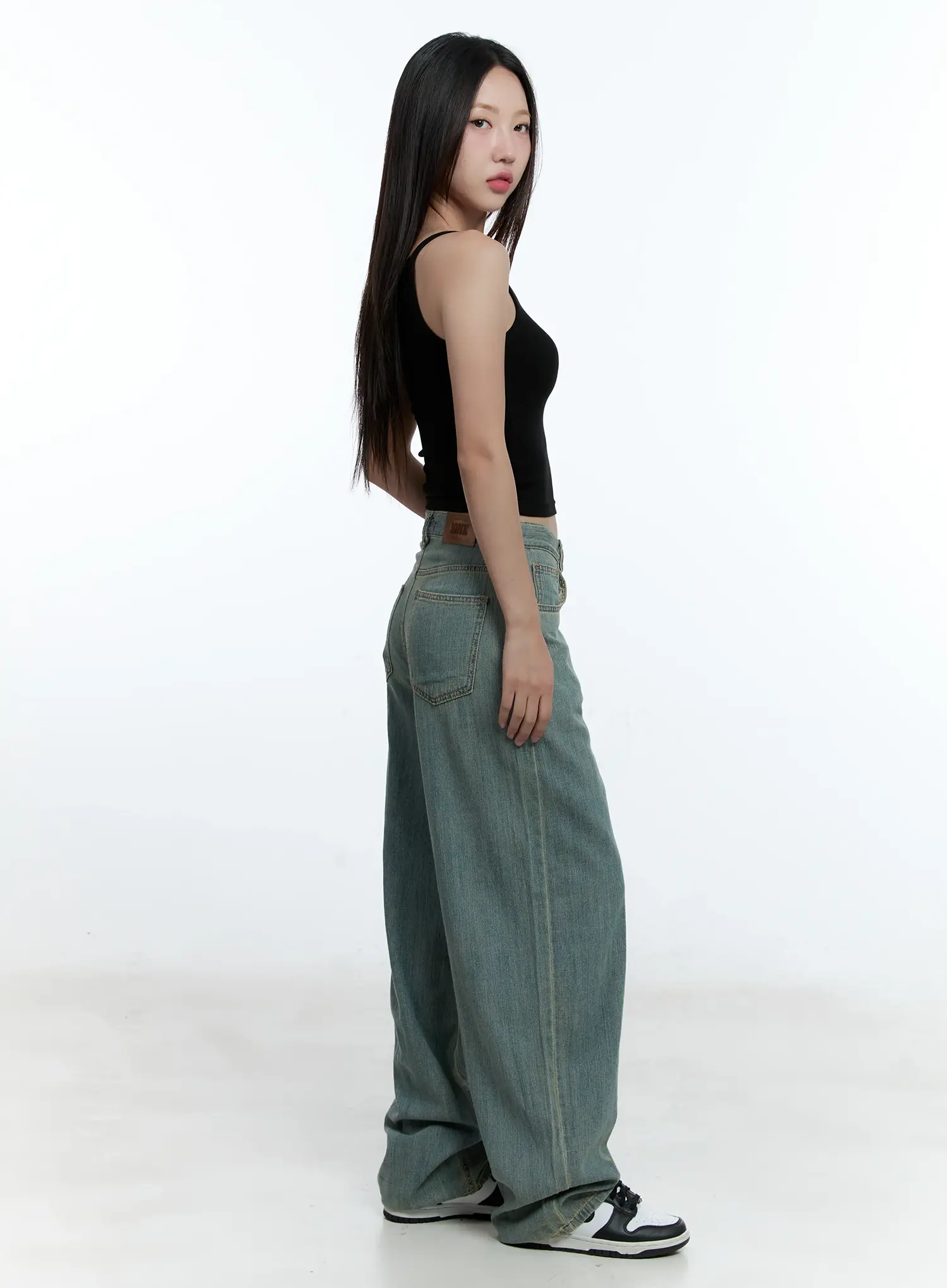 Minna Washed Baggy Jeans CU526 - Image 6