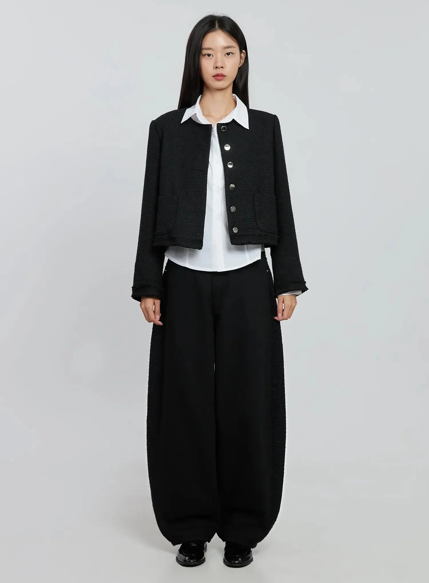 Modern Black Cropped Blazer IO530 - Image 11
